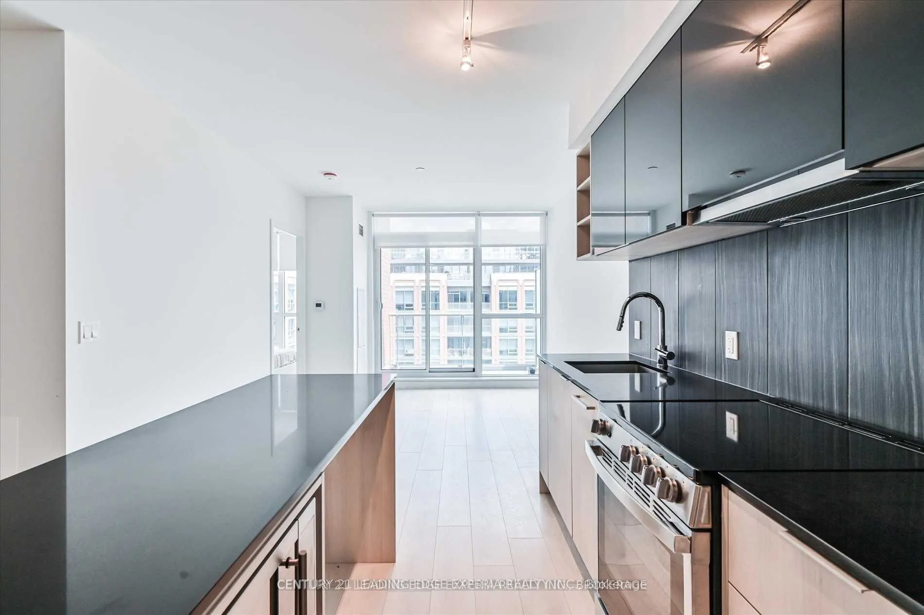 31 Tippett Road #658