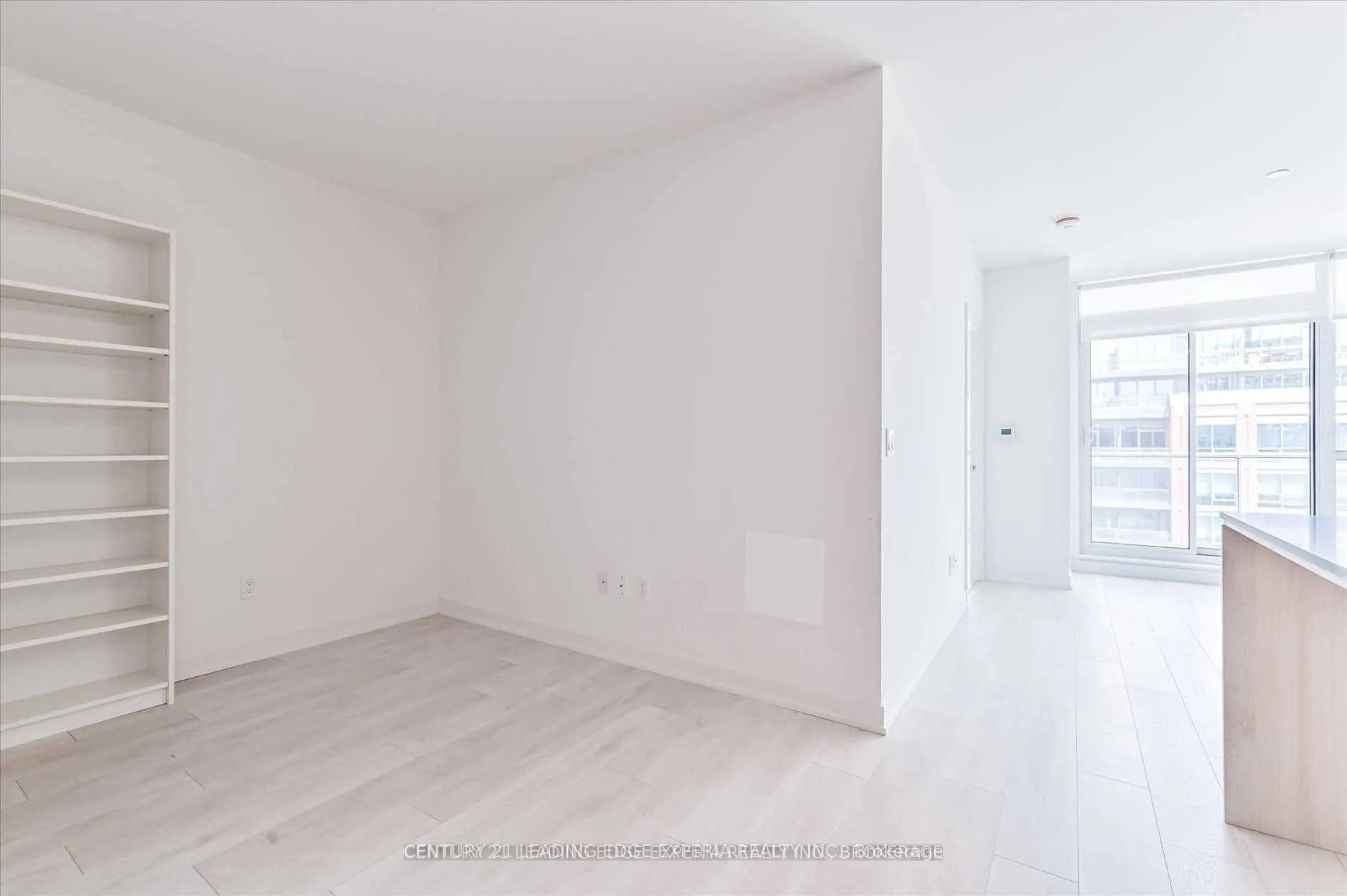 31 Tippett Road #658