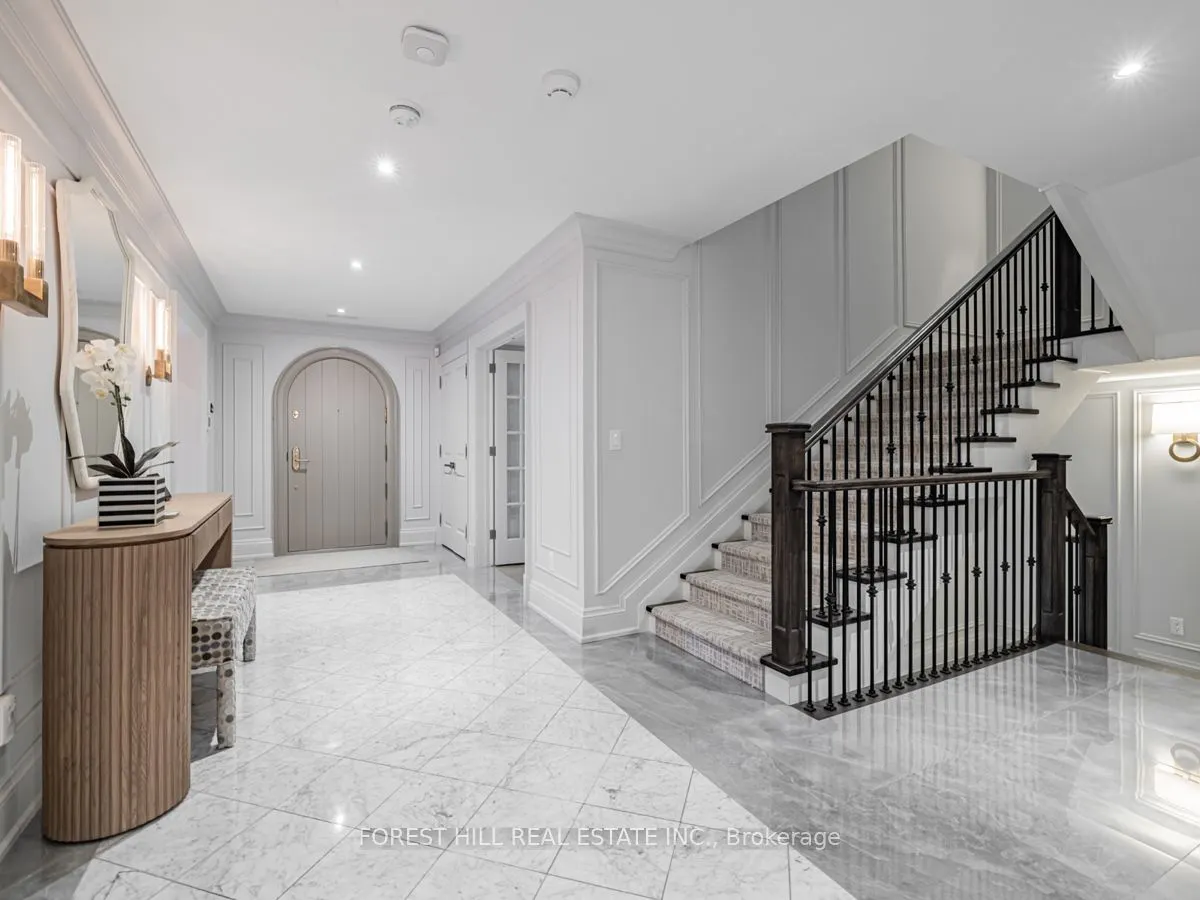 17 Hillholm Road