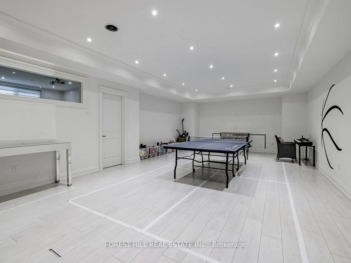 17 Hillholm Road