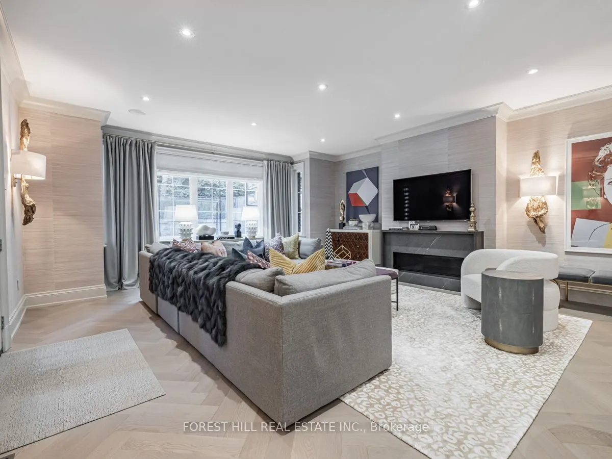 17 Hillholm Road