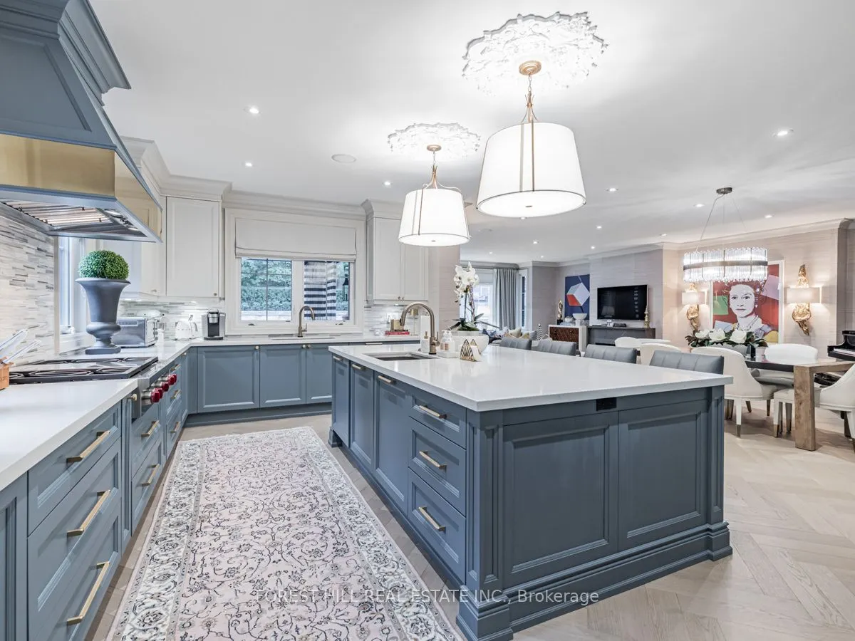 17 Hillholm Road