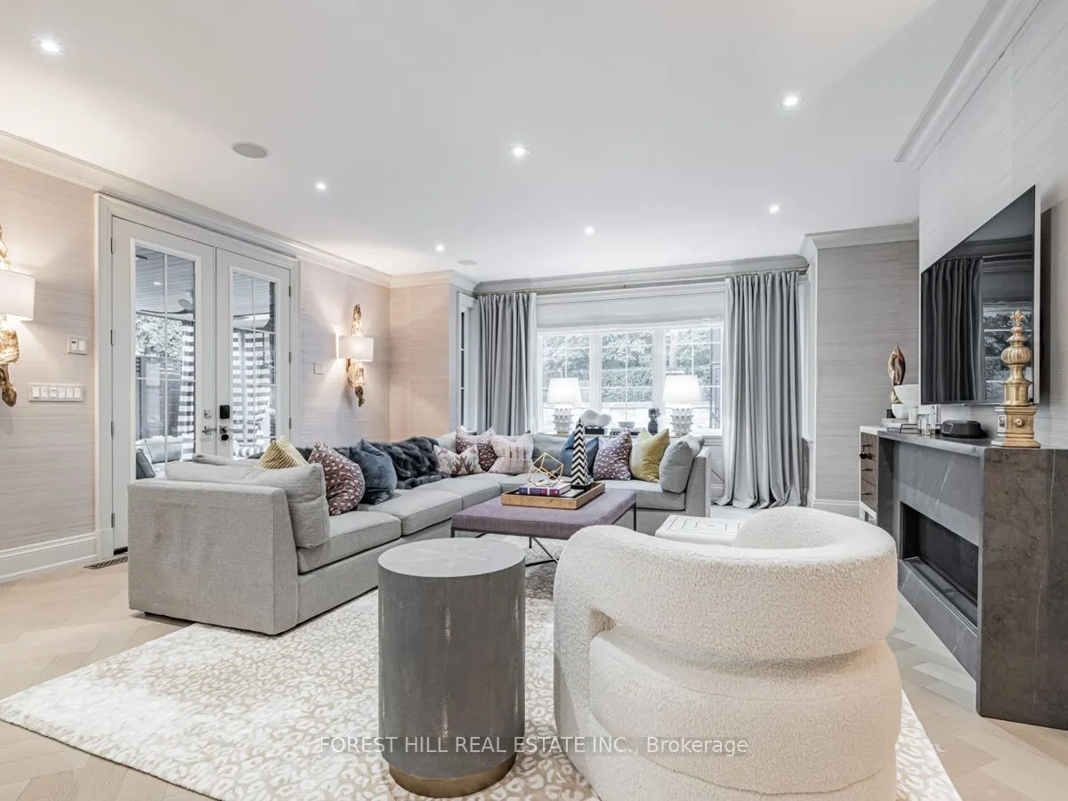 17 Hillholm Road