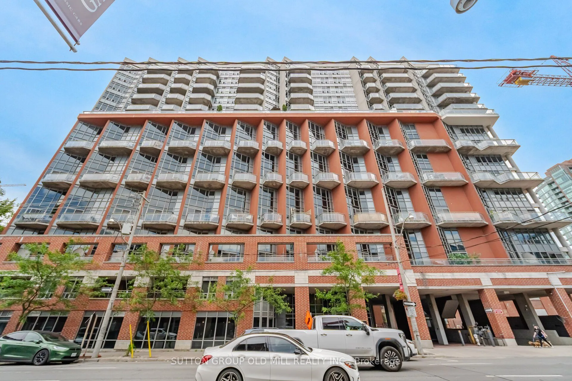 255 Richmond Street E, #1517
