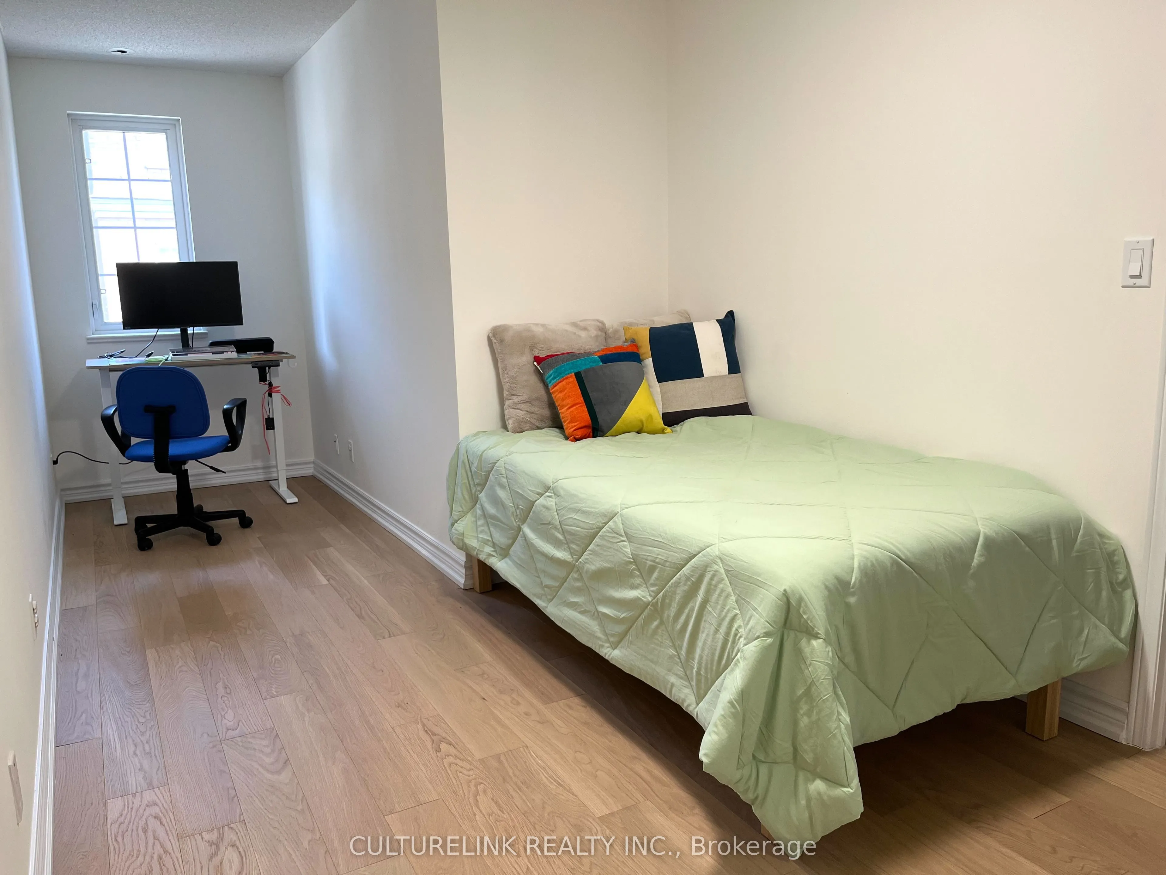 28 Sommerset Way, #1502