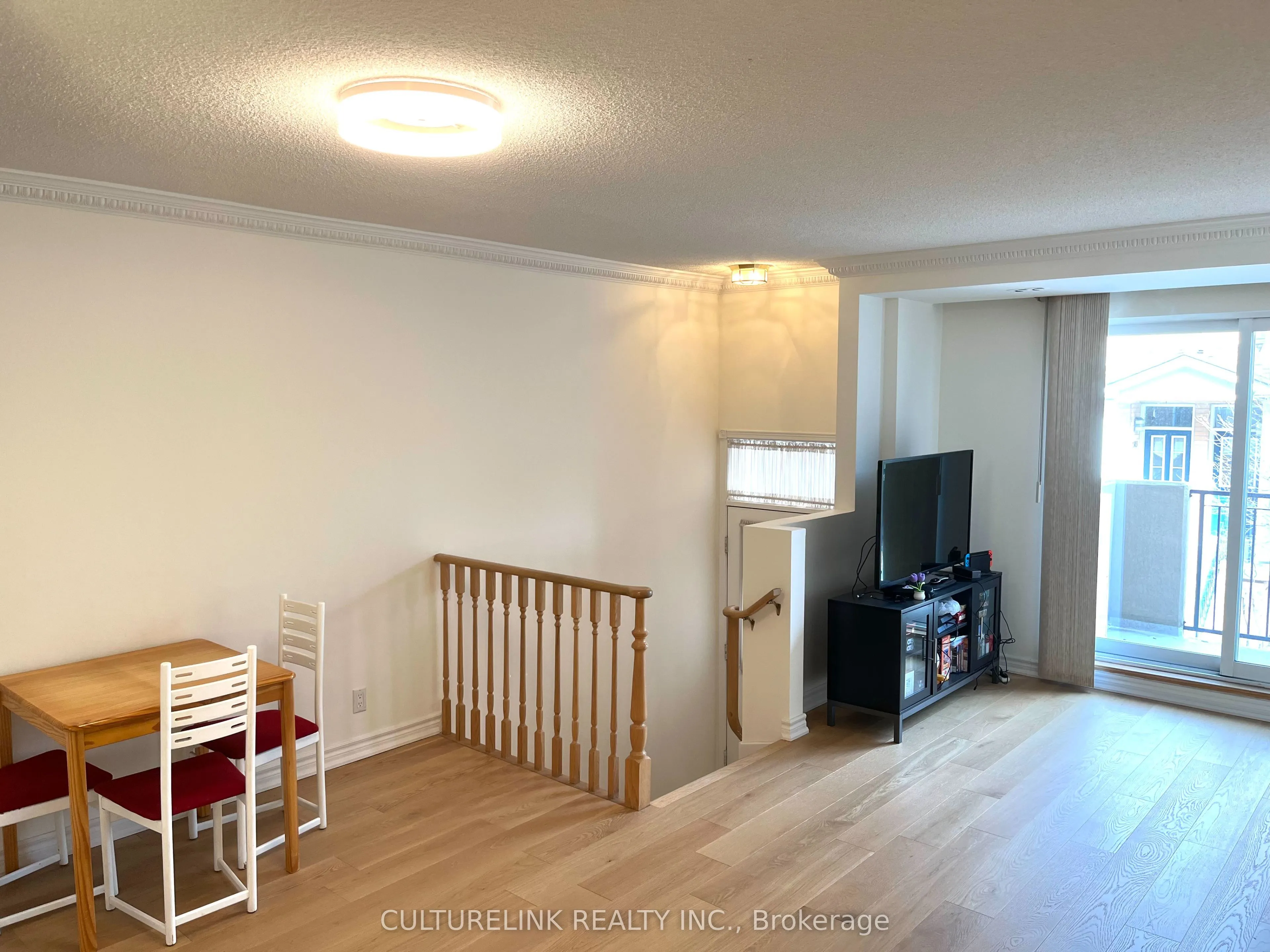 28 Sommerset Way, #1502