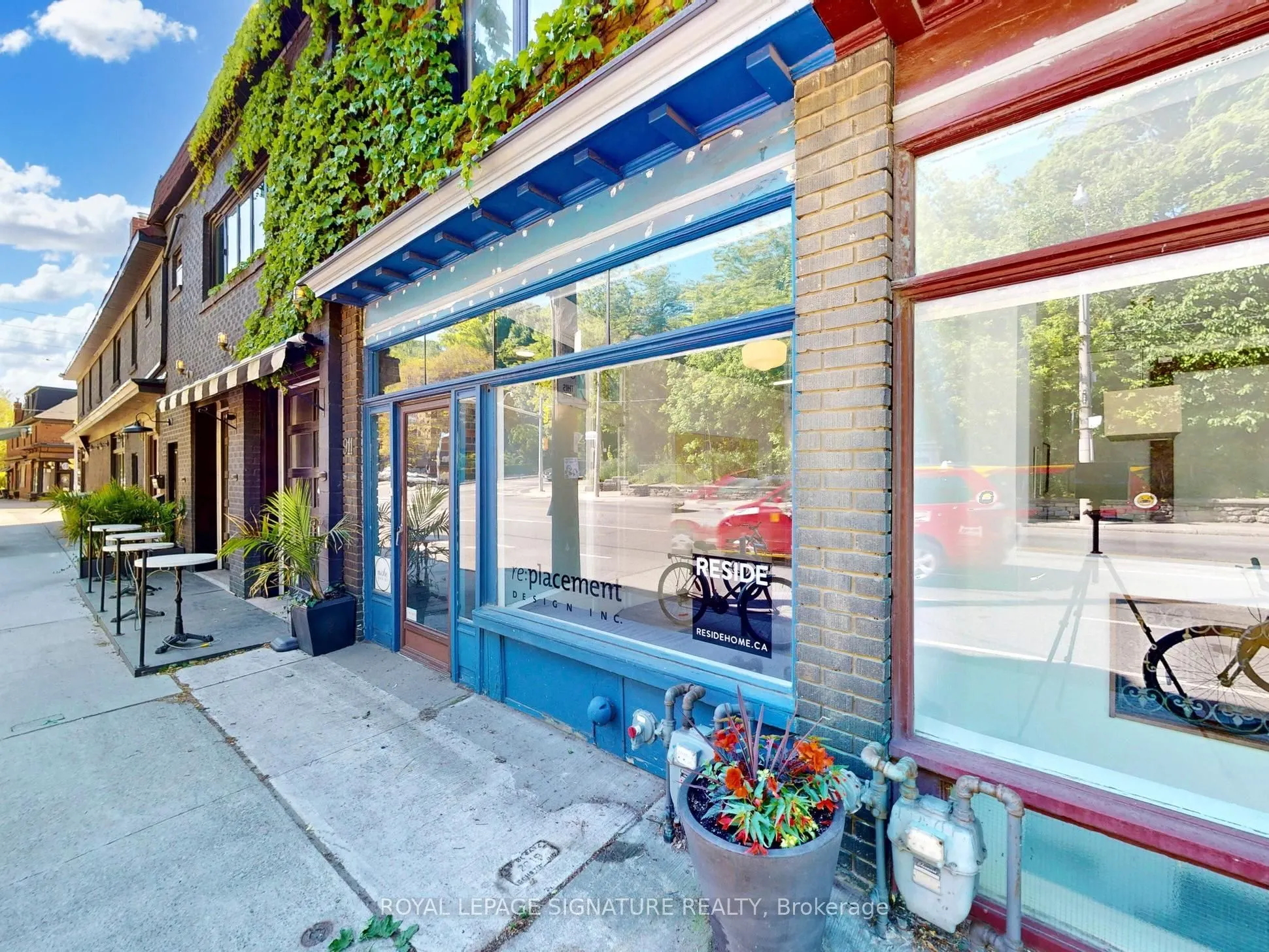 911 Davenport Road