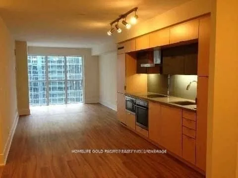 300 Front Street W #307