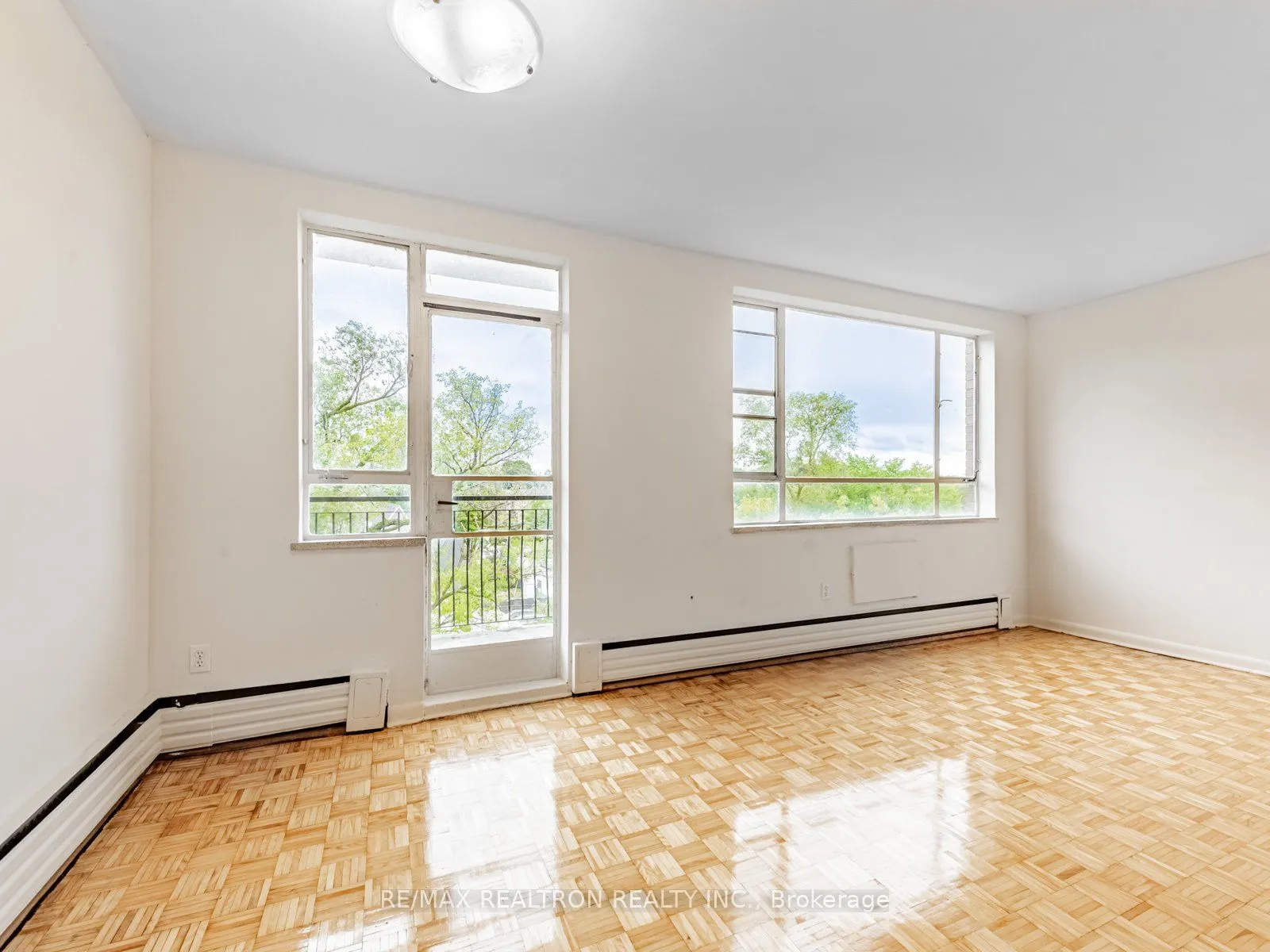 2895 Bathurst Street, #506