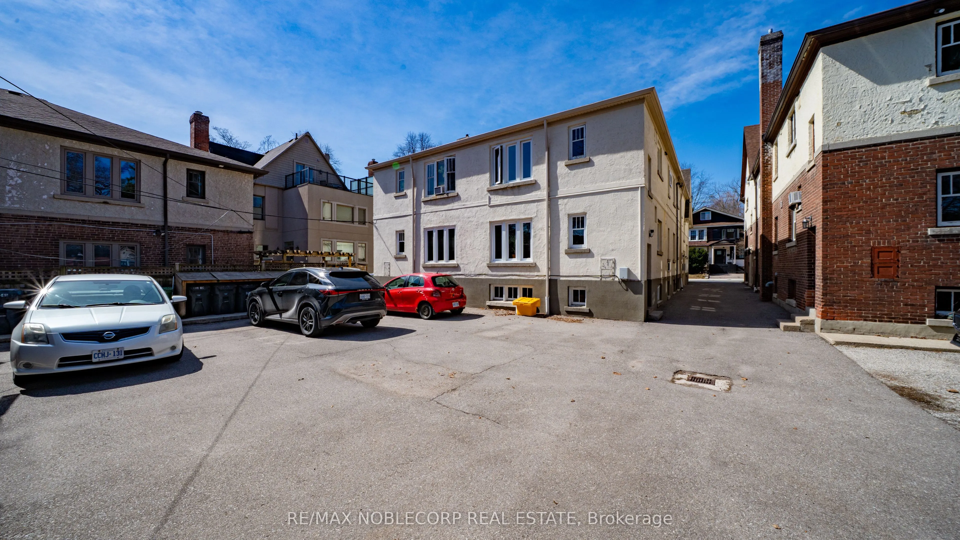 809-811 Duplex Avenue