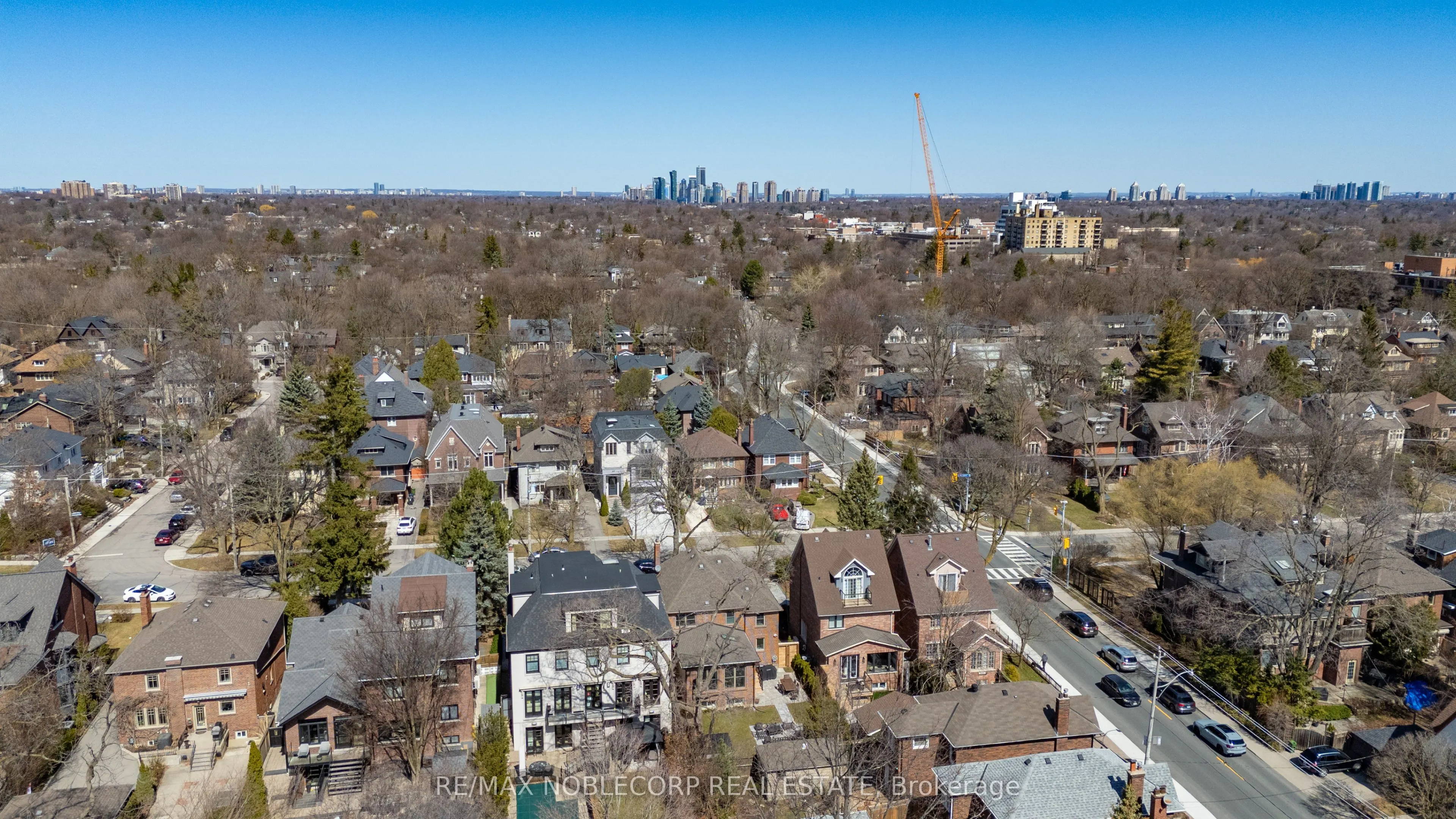 809-811 Duplex Avenue