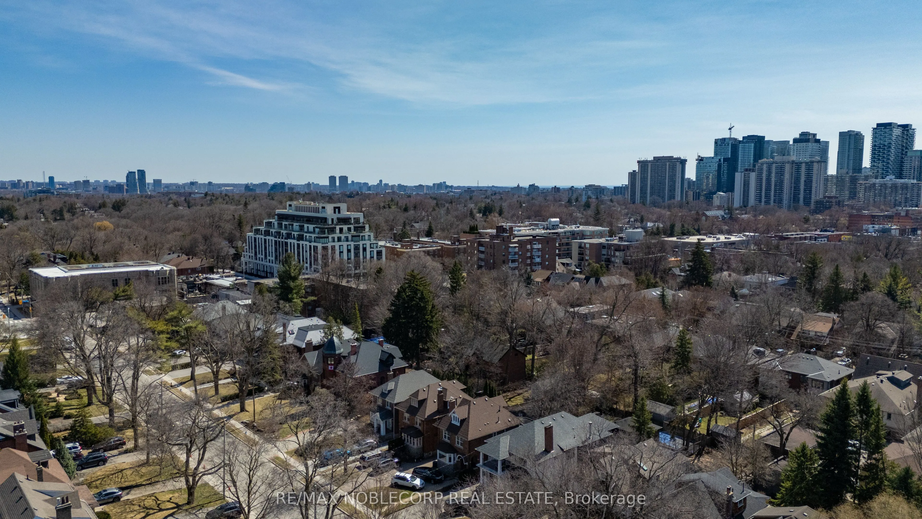 809-811 Duplex Avenue