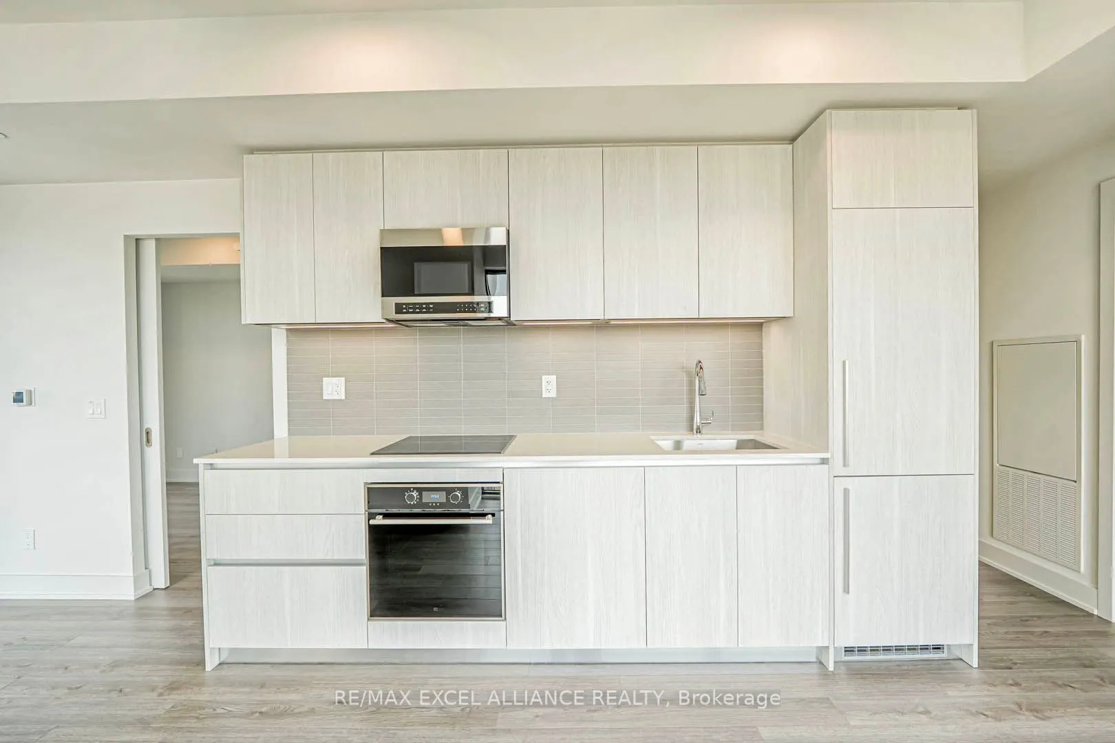 8 Cumberland Street, #2302