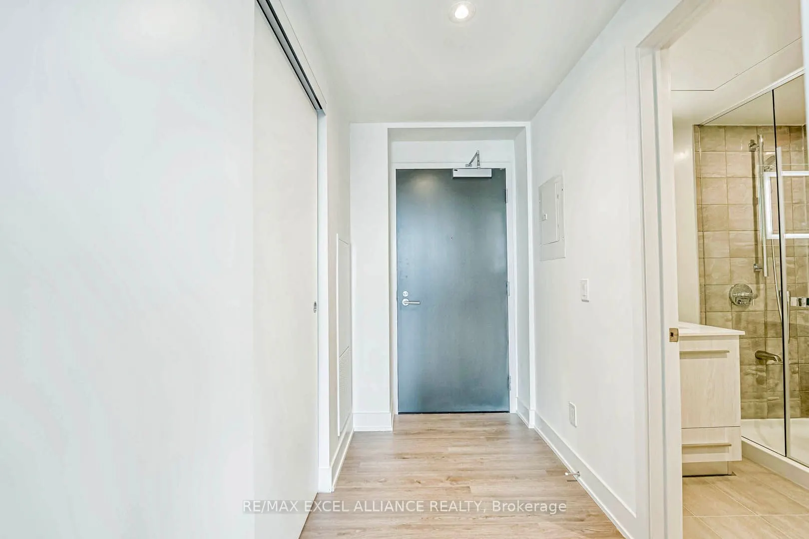 8 Cumberland Street, #2302
