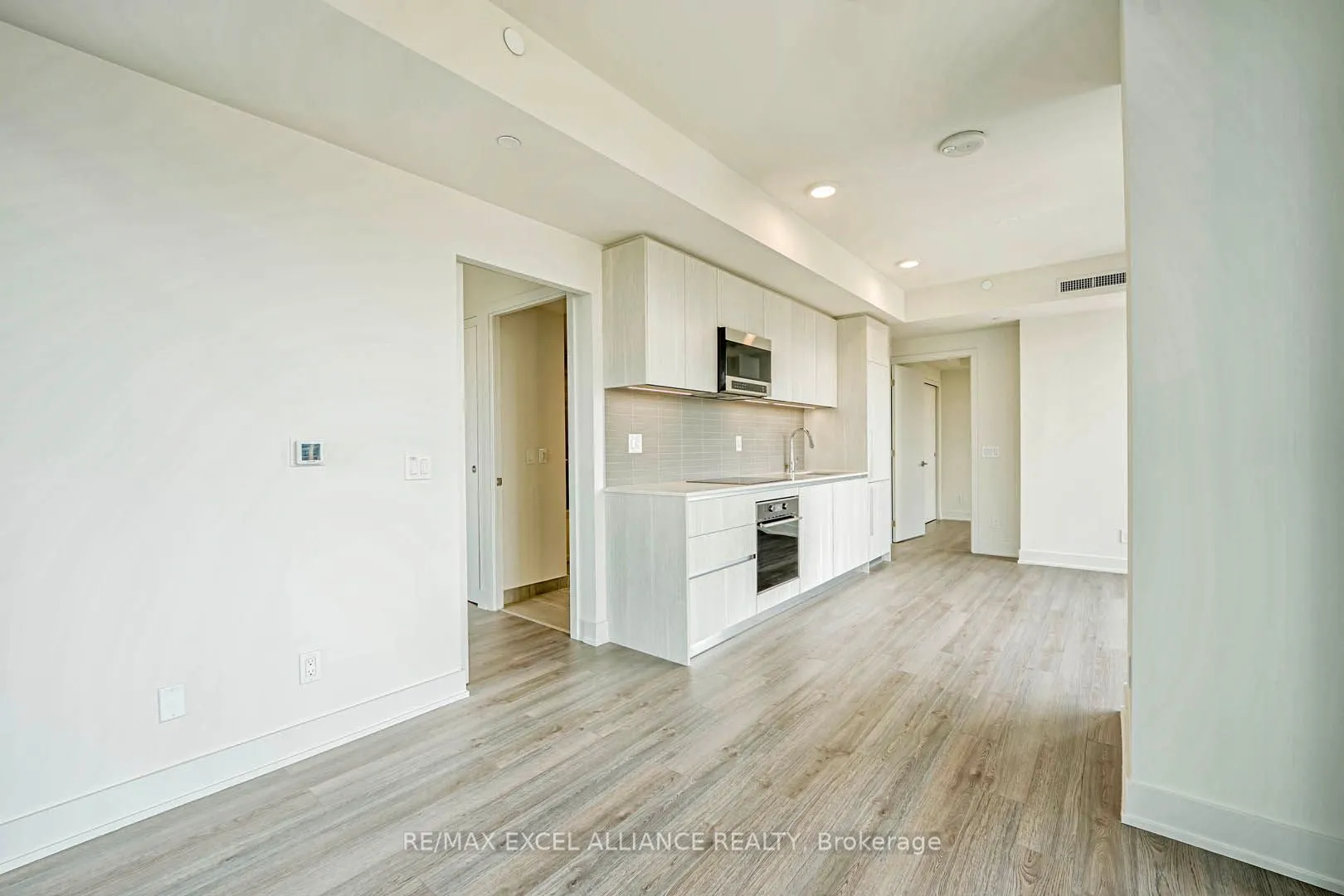 8 Cumberland Street, #2302
