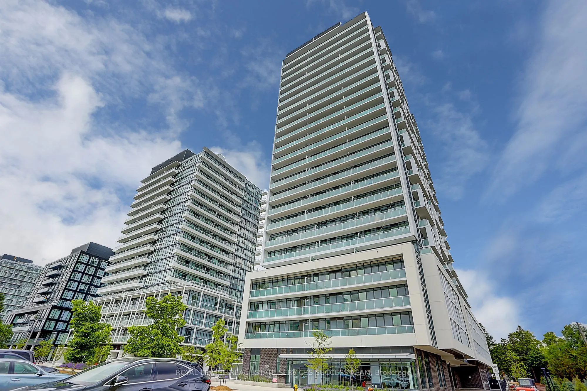 188 Fairview Mall Drive, #1707