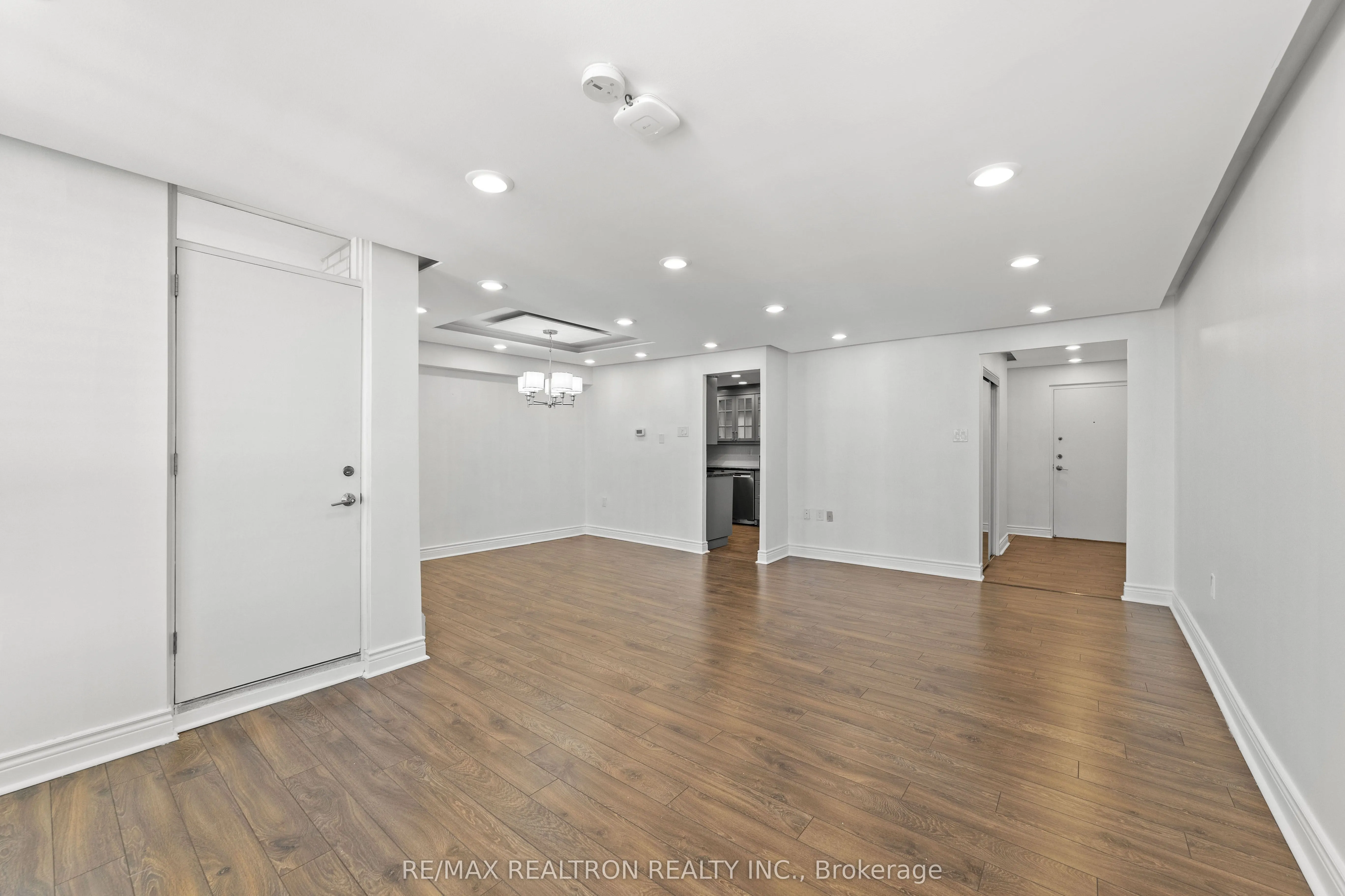 130 Neptune Drive, #702