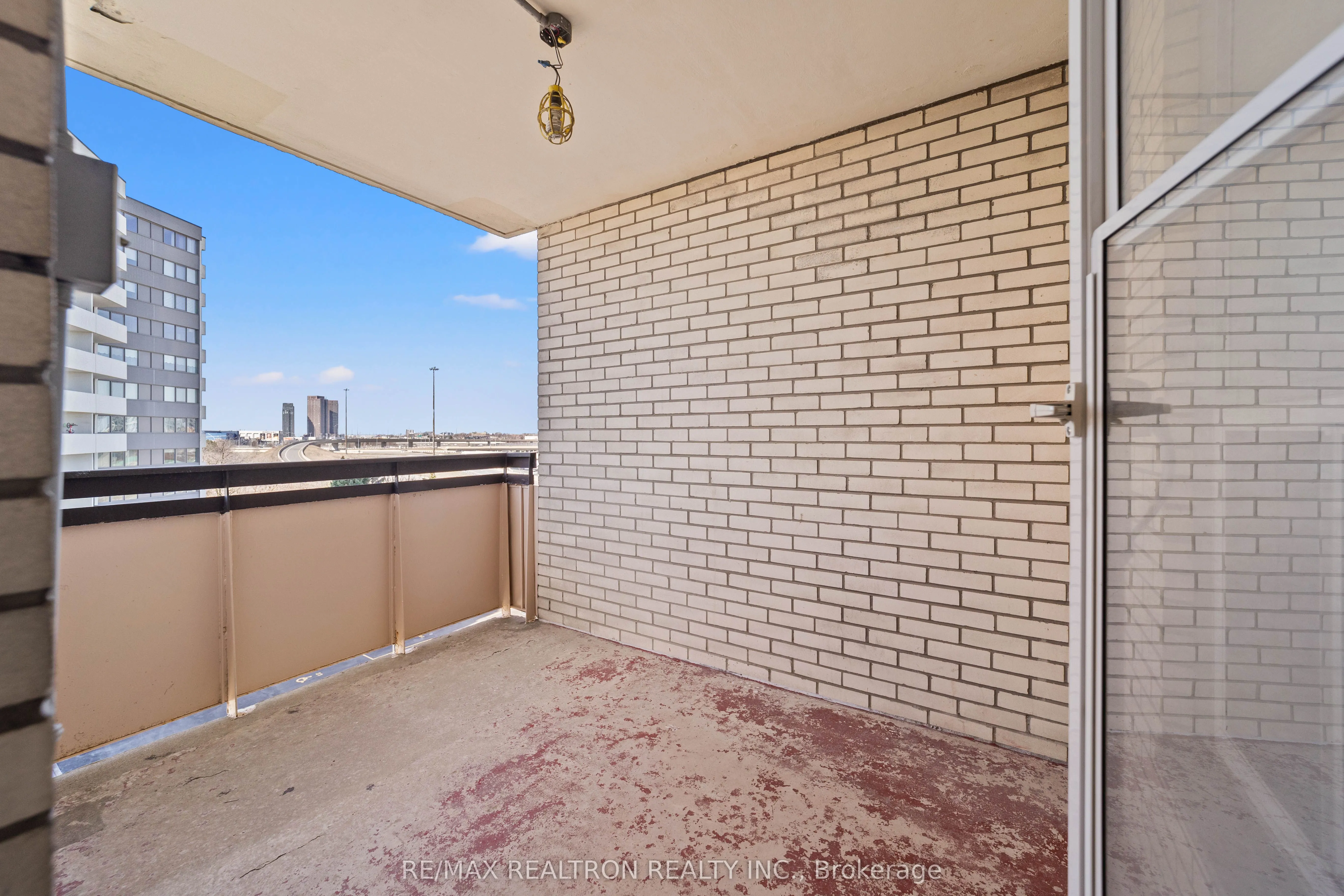 130 Neptune Drive, #702