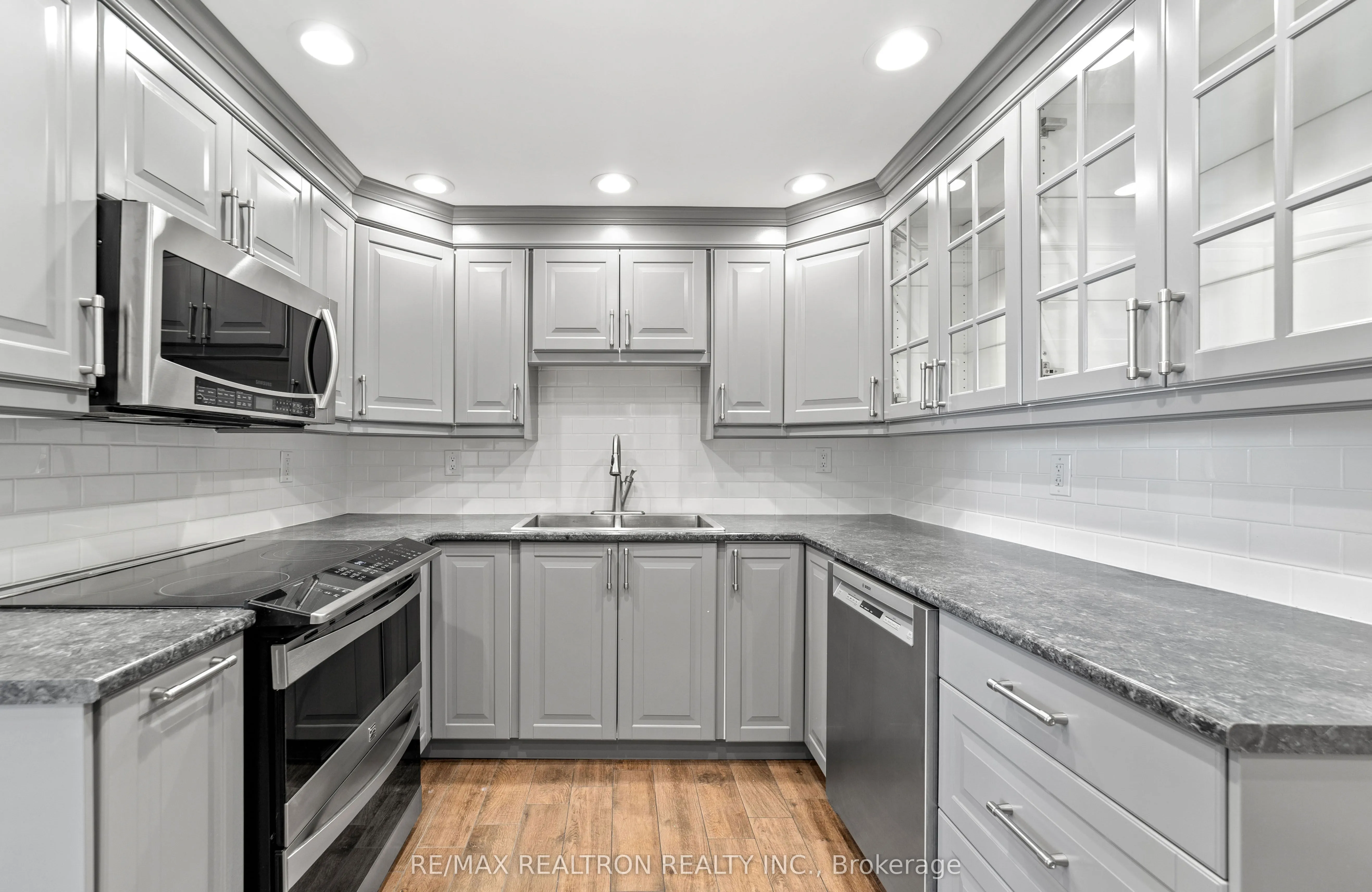 130 Neptune Drive, #702