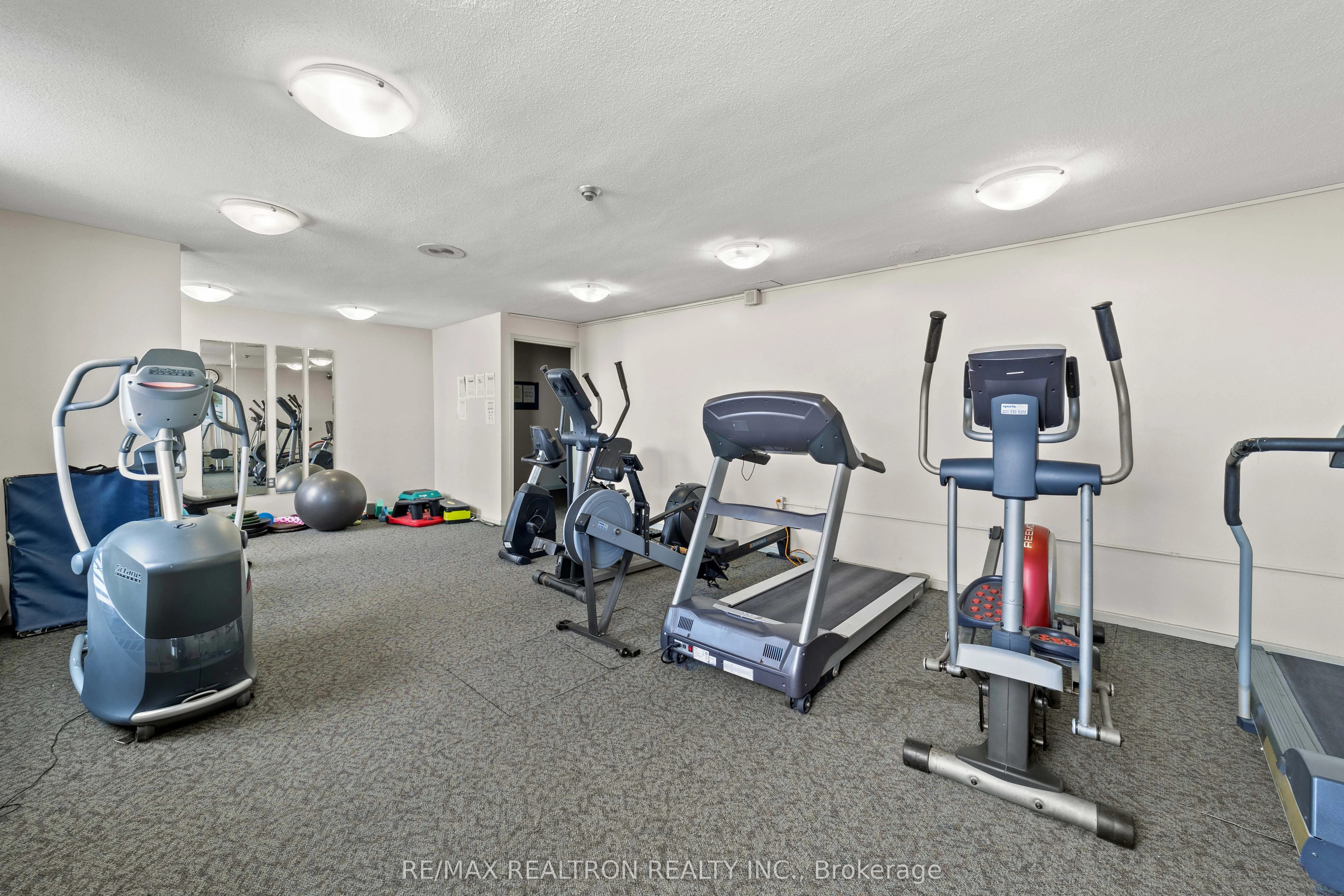 130 Neptune Drive, #702