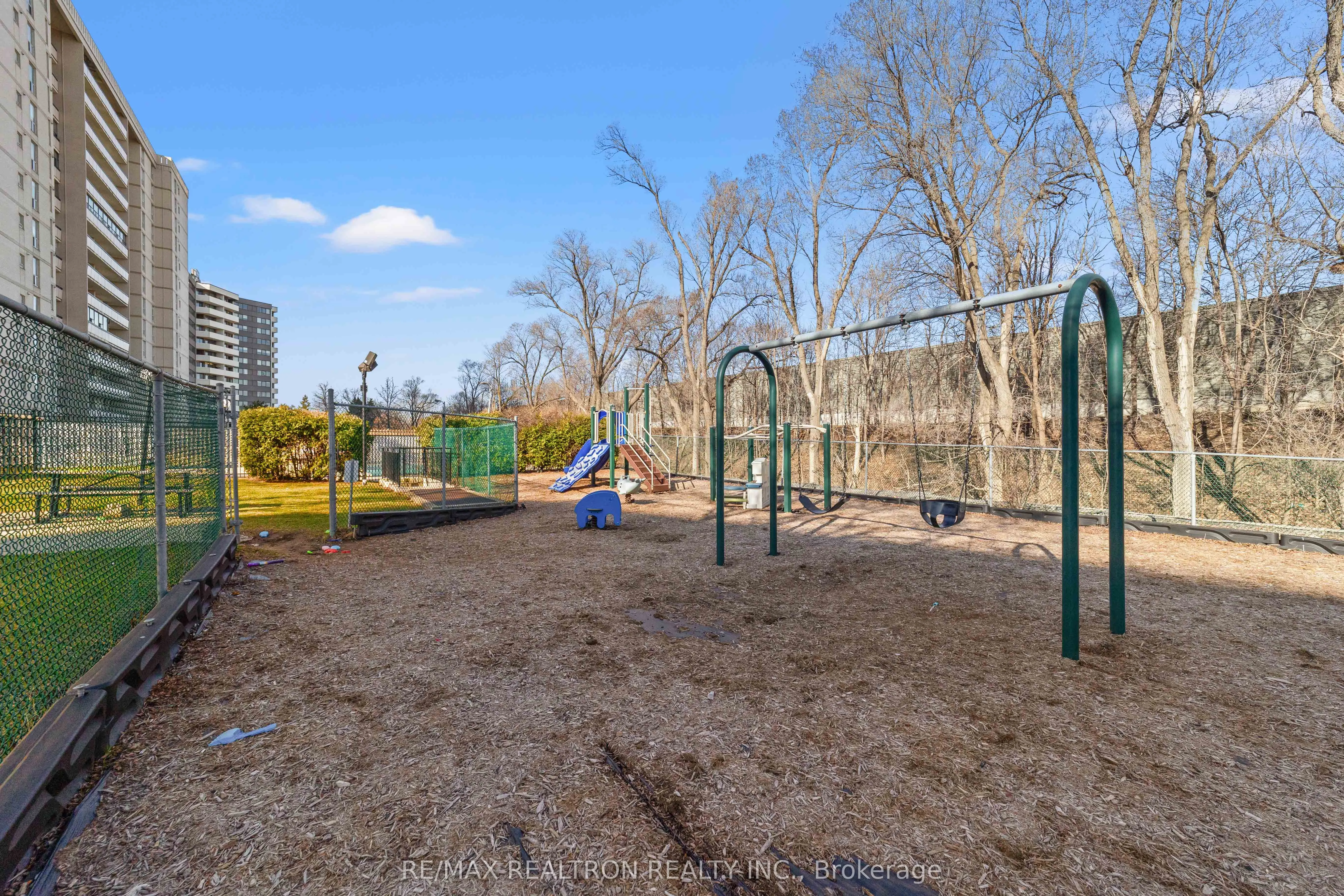 130 Neptune Drive, #702
