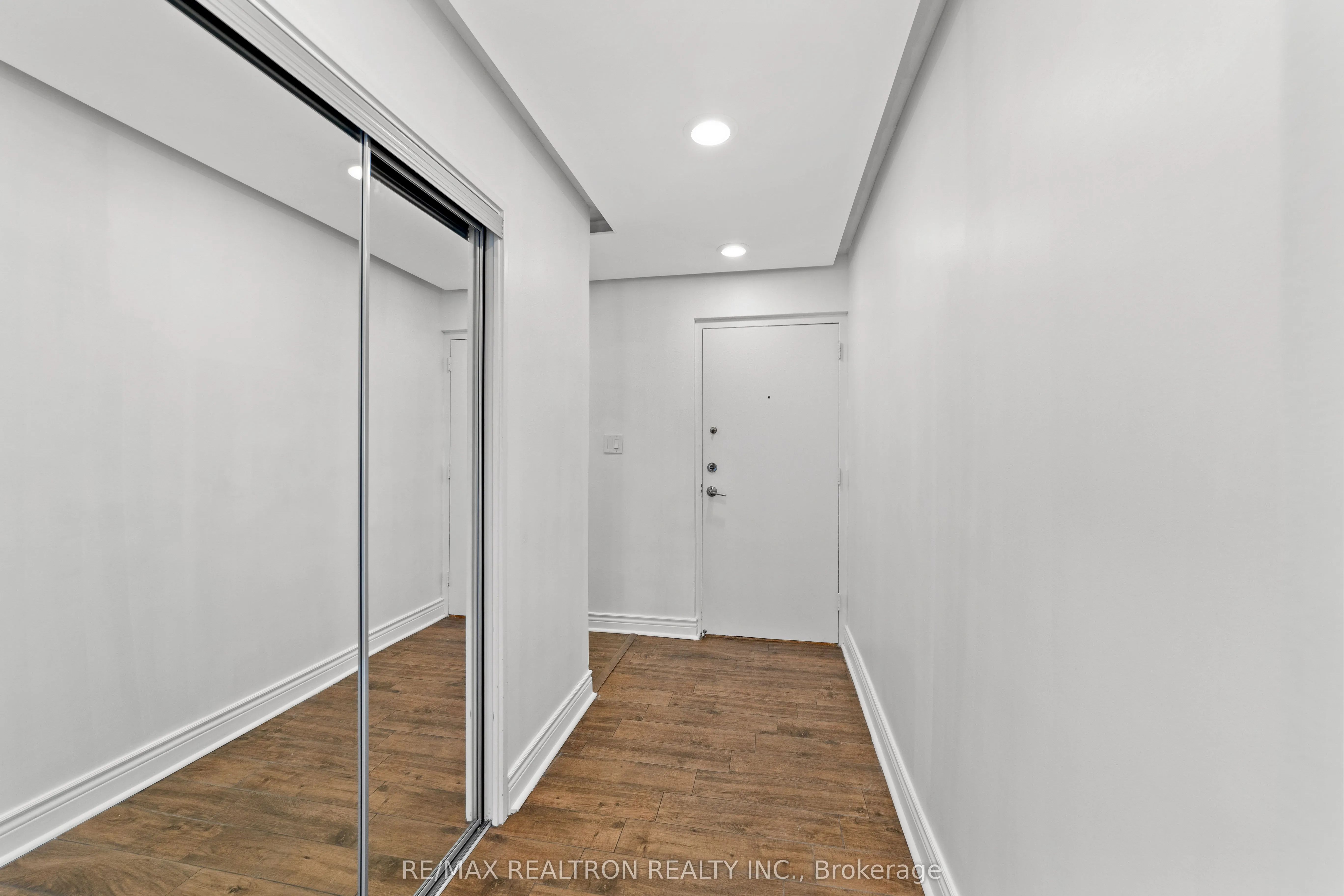 130 Neptune Drive, #702