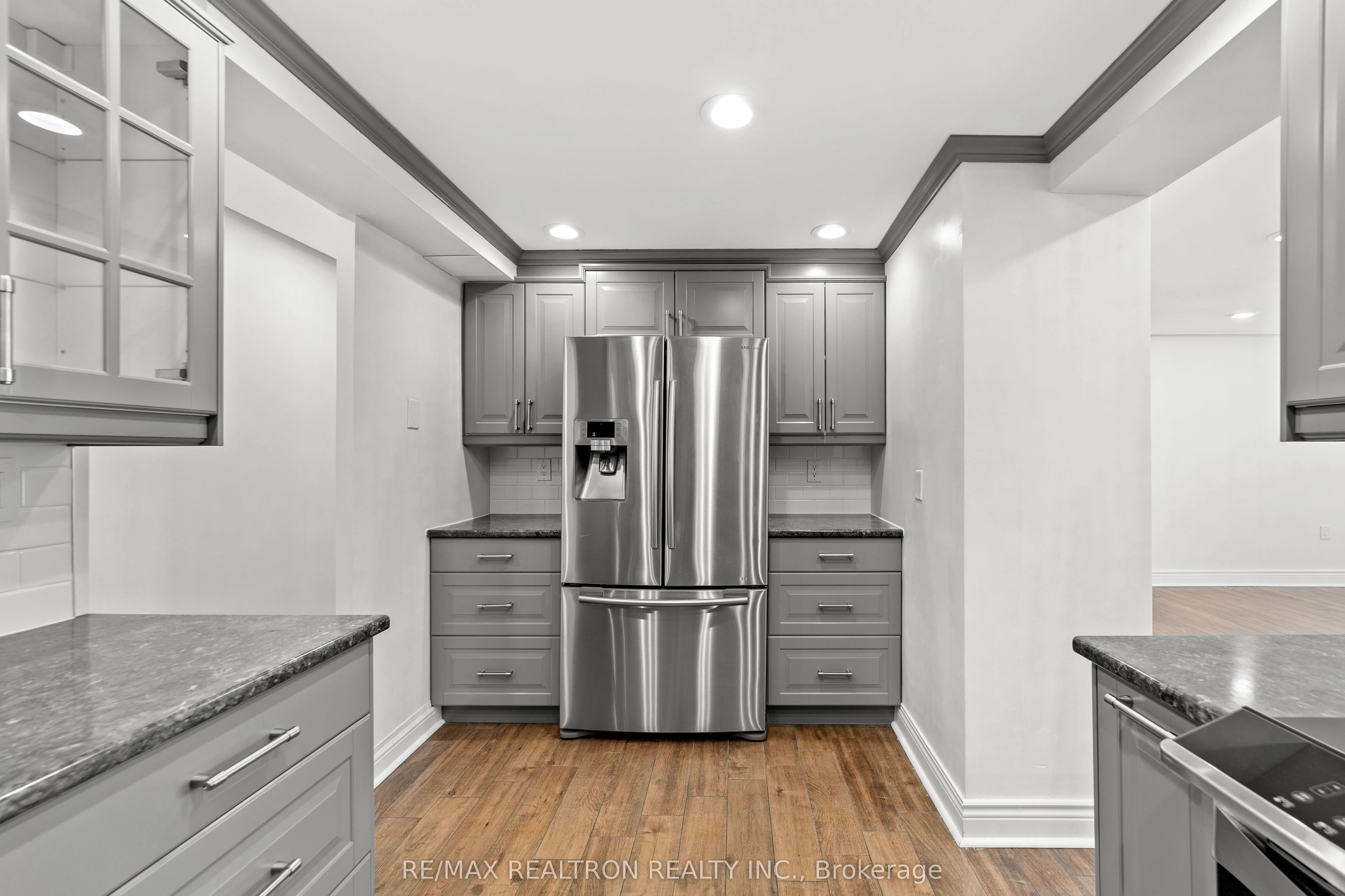 130 Neptune Drive, #702