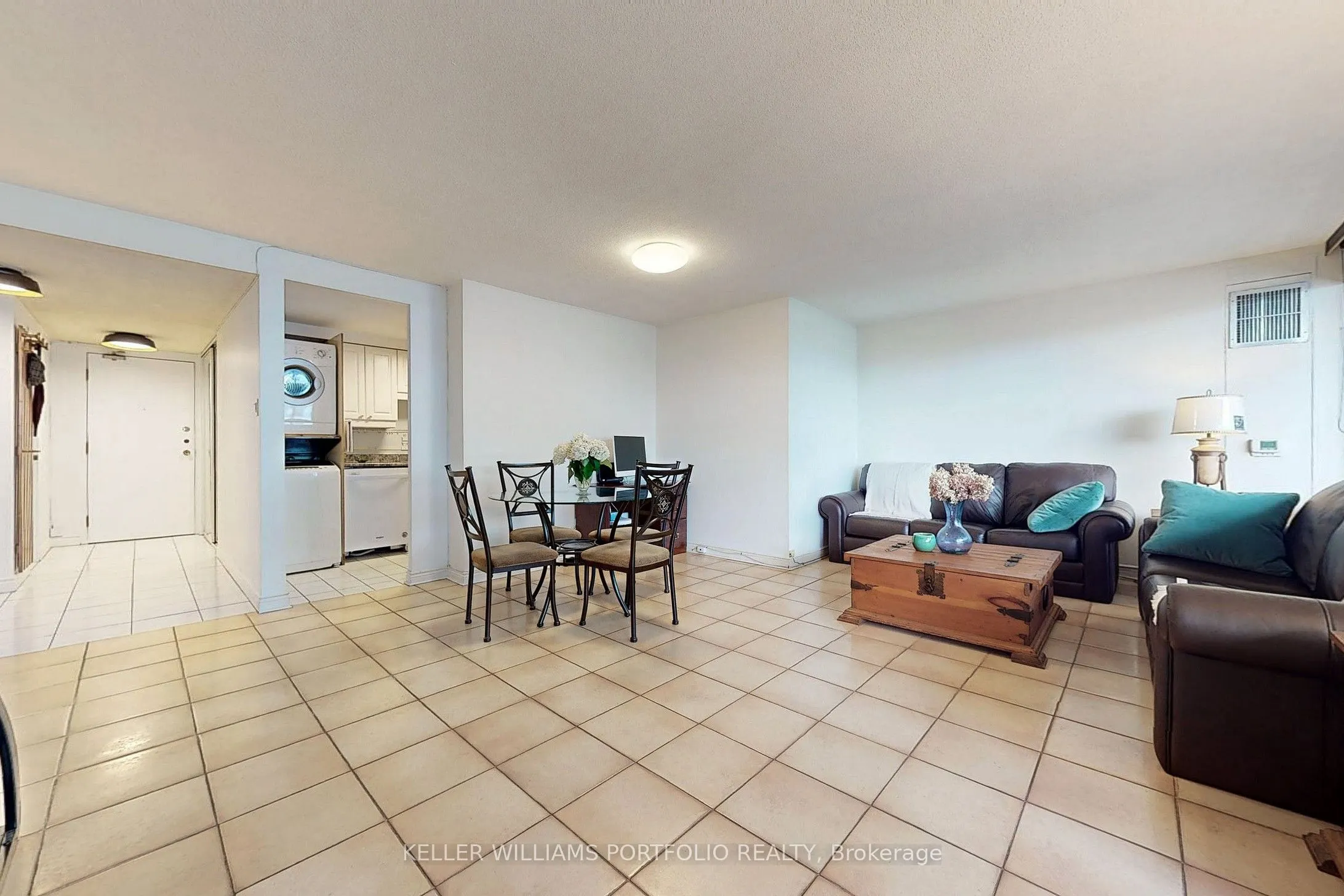 720 Spadina Avenue, #1510