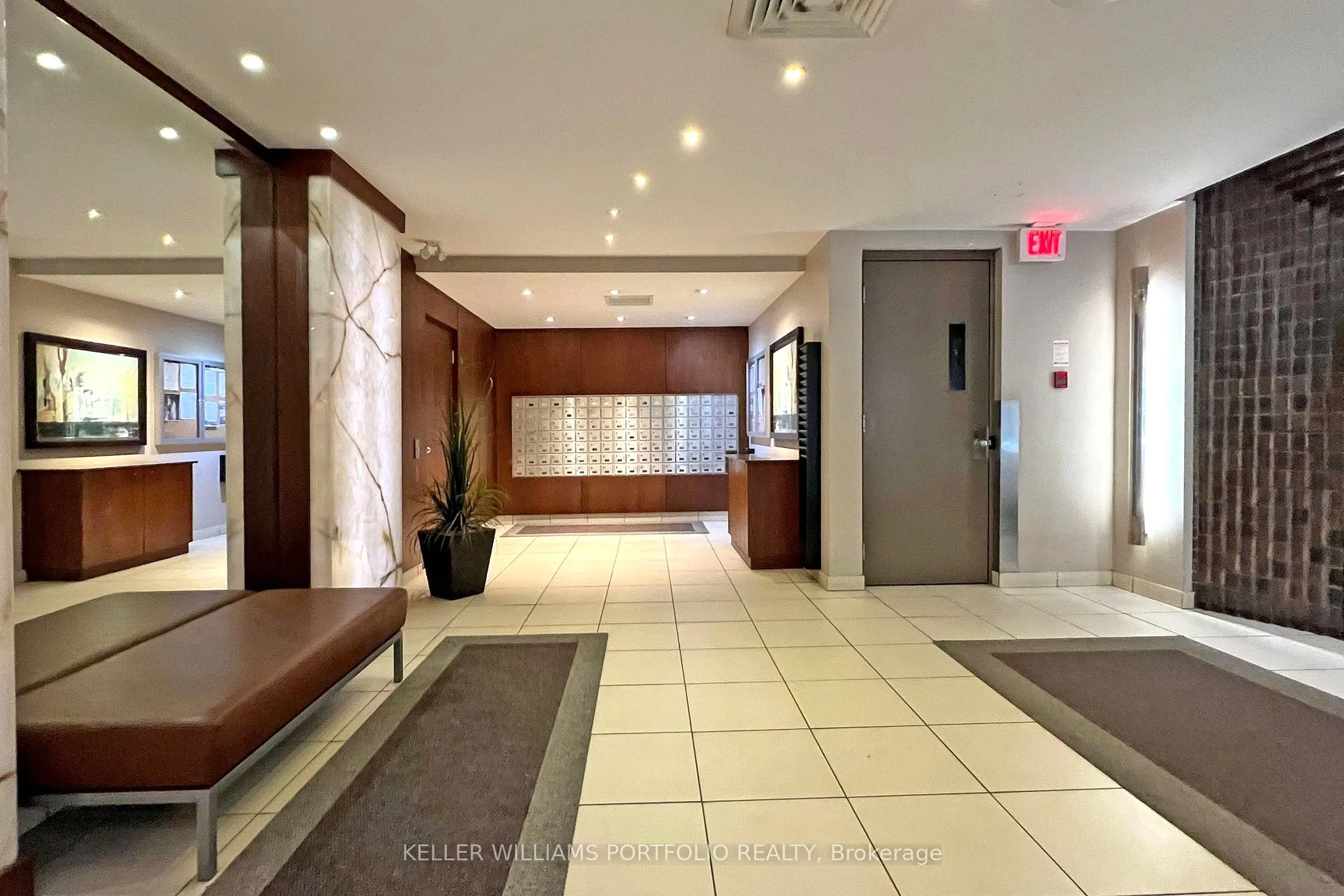 720 Spadina Avenue, #1510