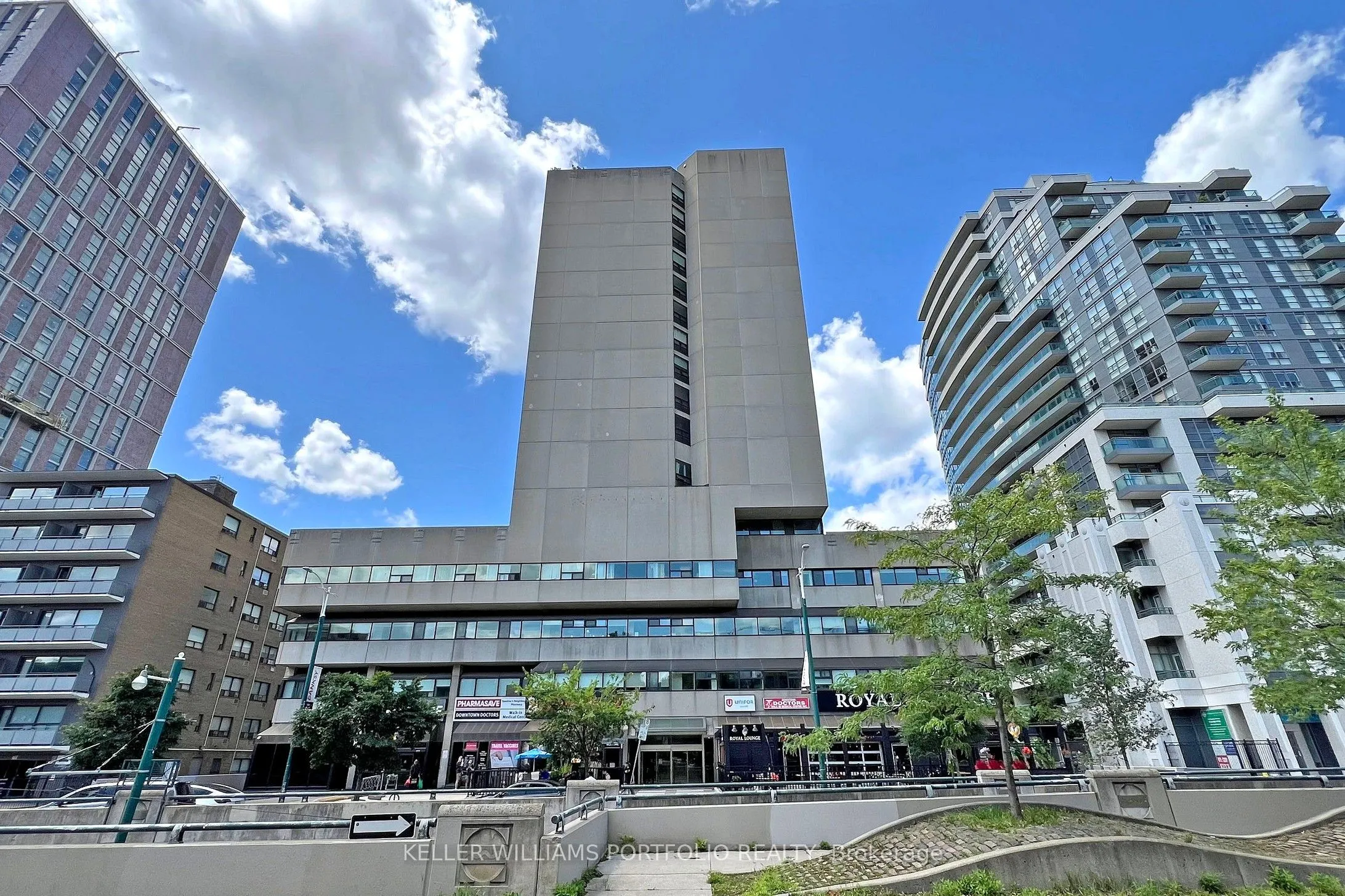 720 Spadina Avenue, #1510
