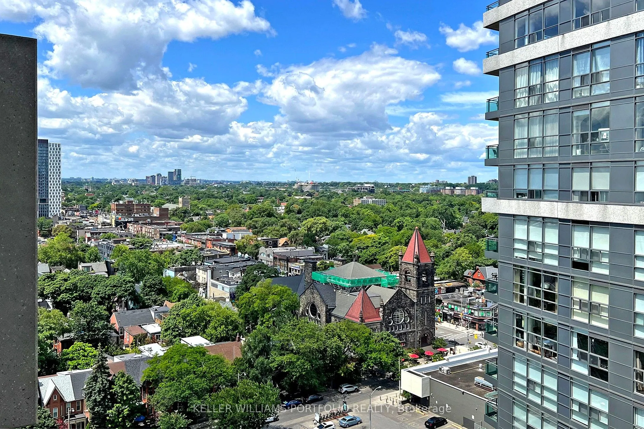 720 Spadina Avenue, #1510