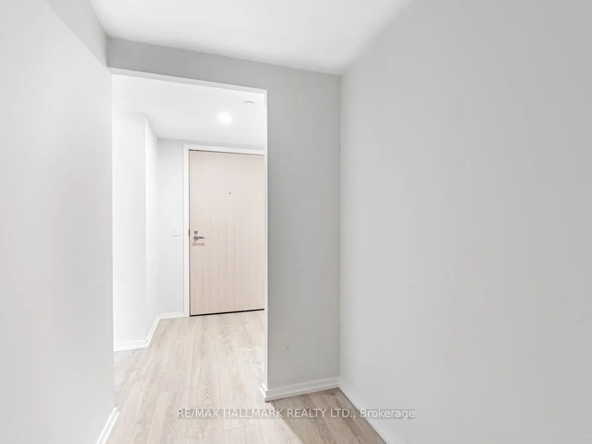 5 Soudan Avenue #707