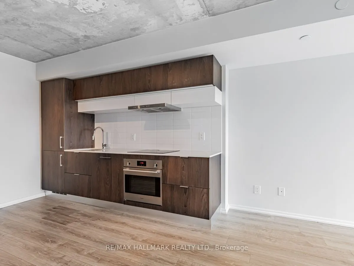 5 Soudan Avenue #707