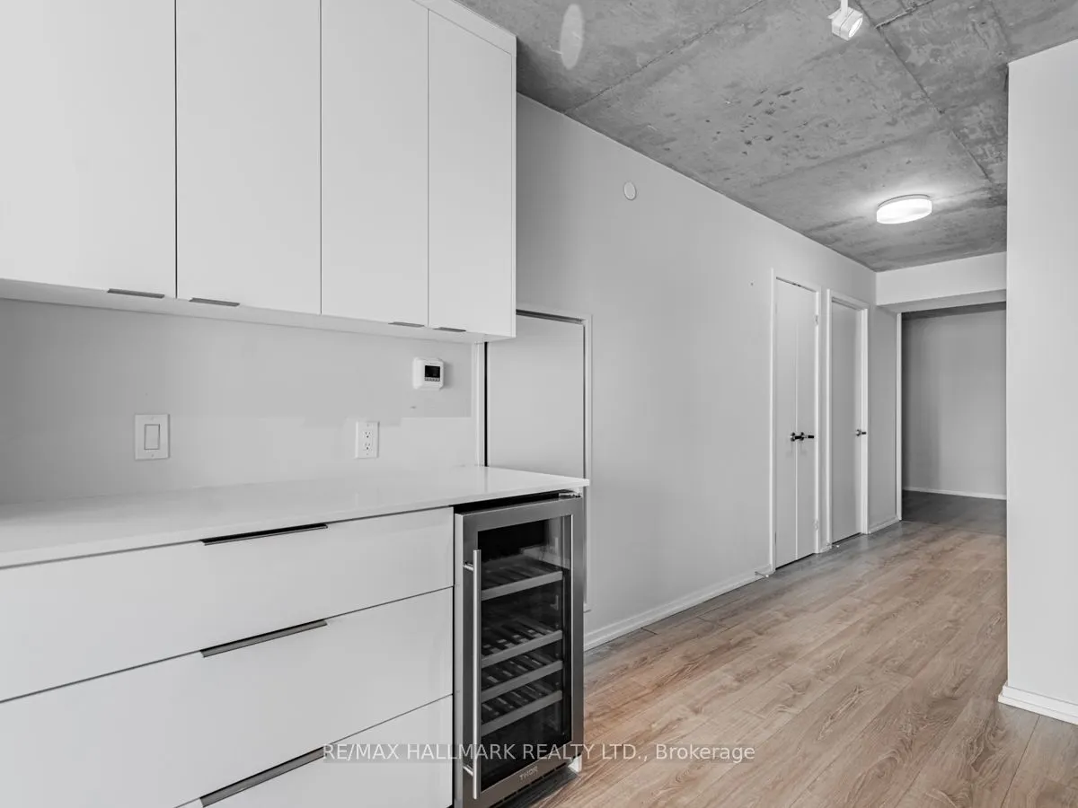 5 Soudan Avenue #707