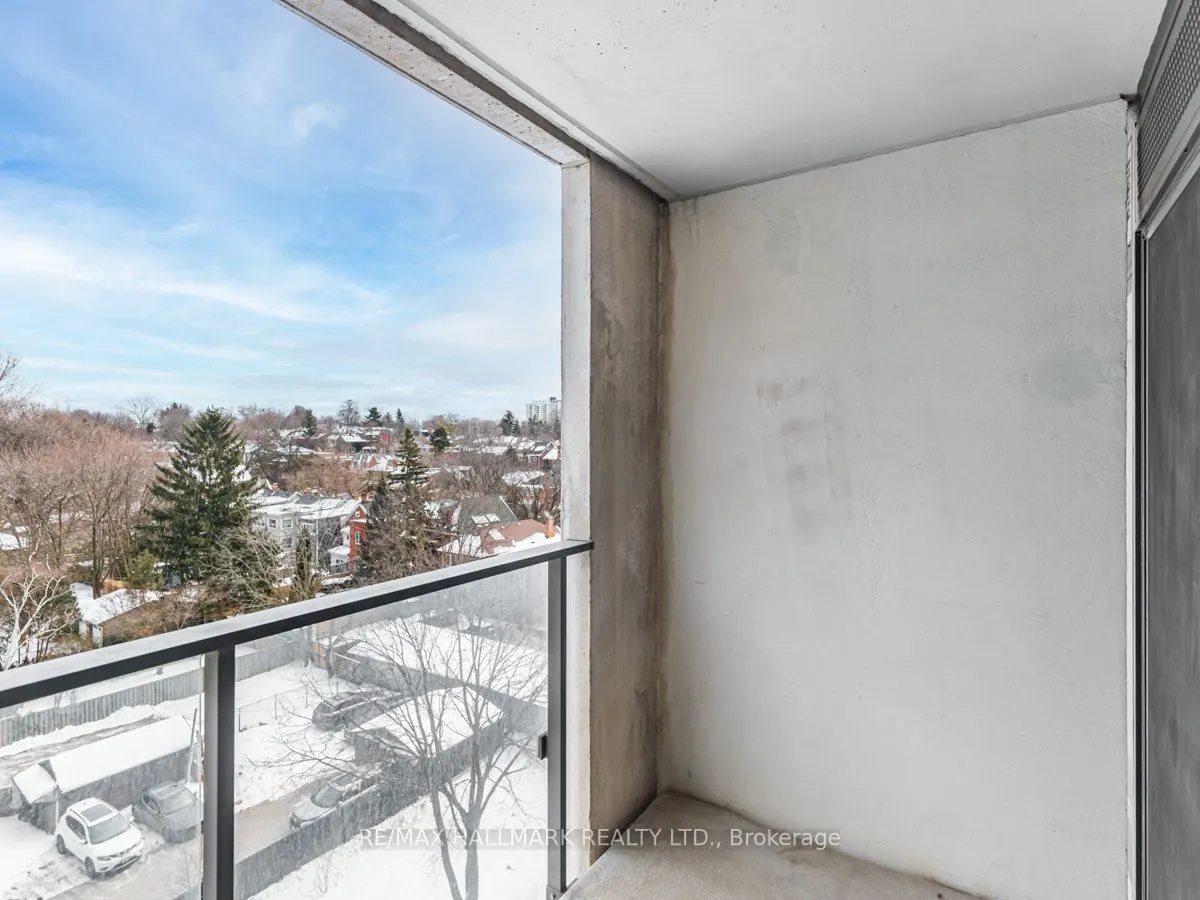 5 Soudan Avenue #707