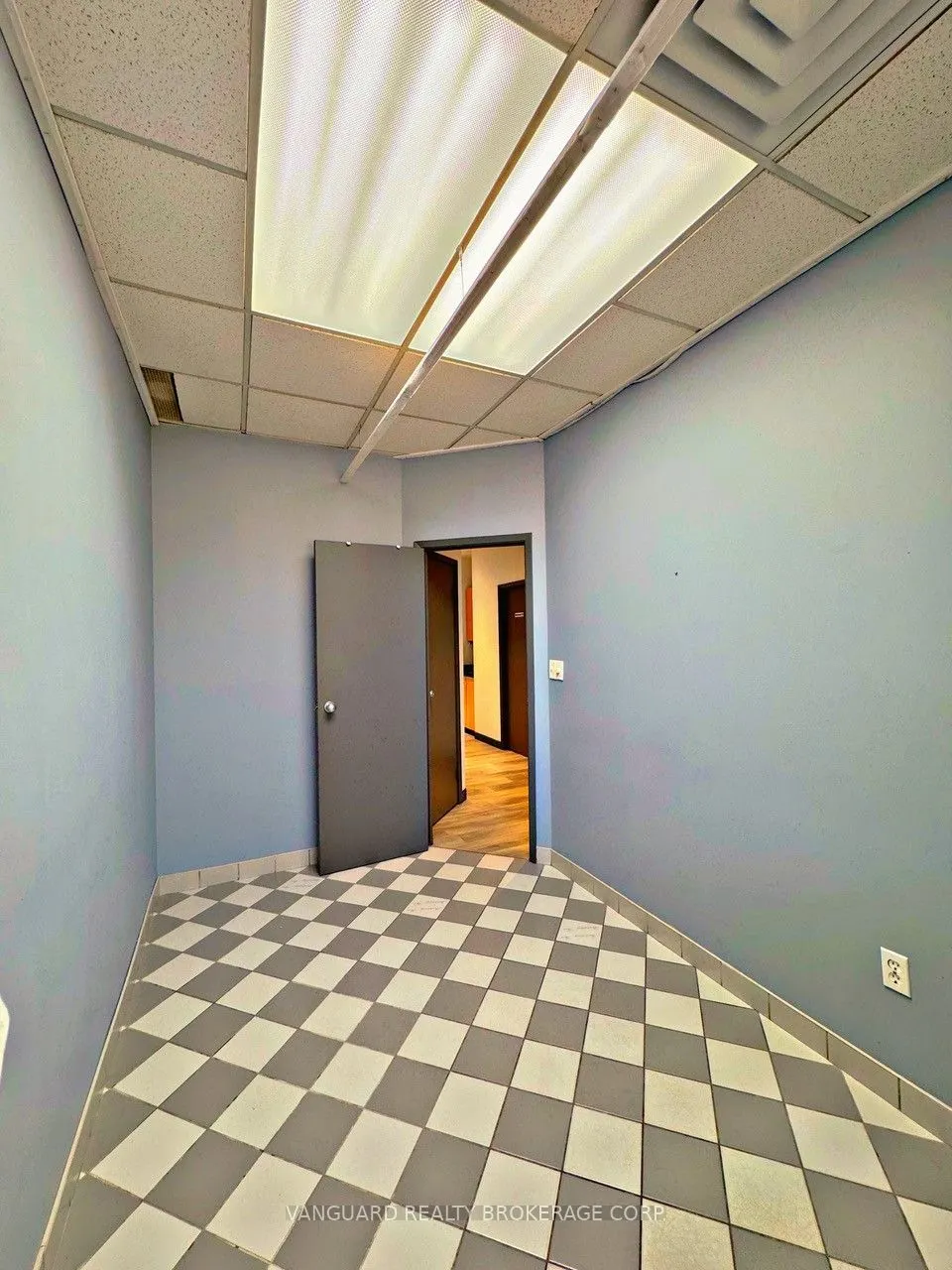 1106 Eglinton Avenue W, #2nd Floor