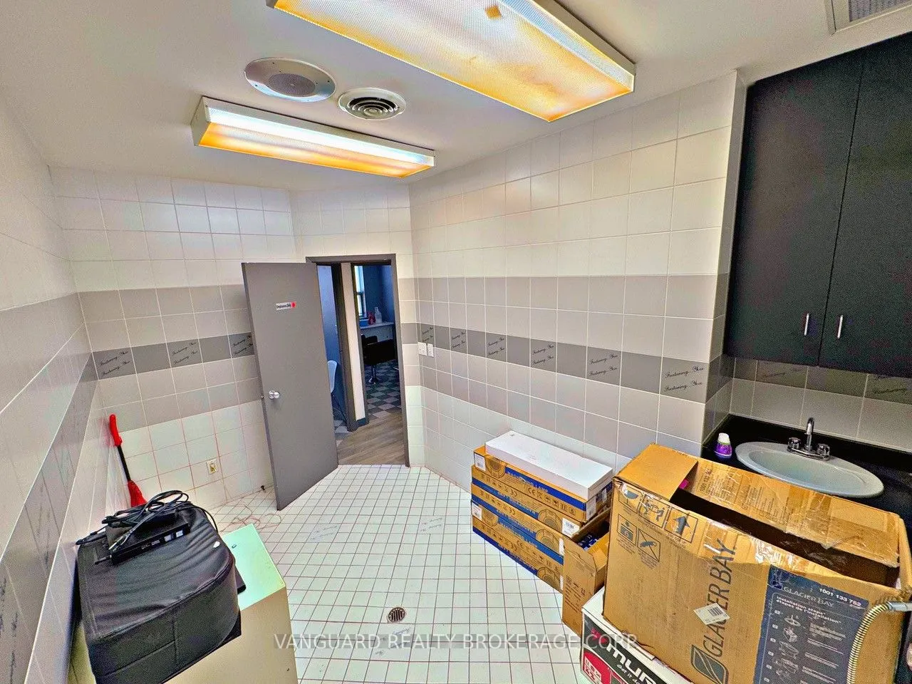 1106 Eglinton Avenue W, #2nd Floor