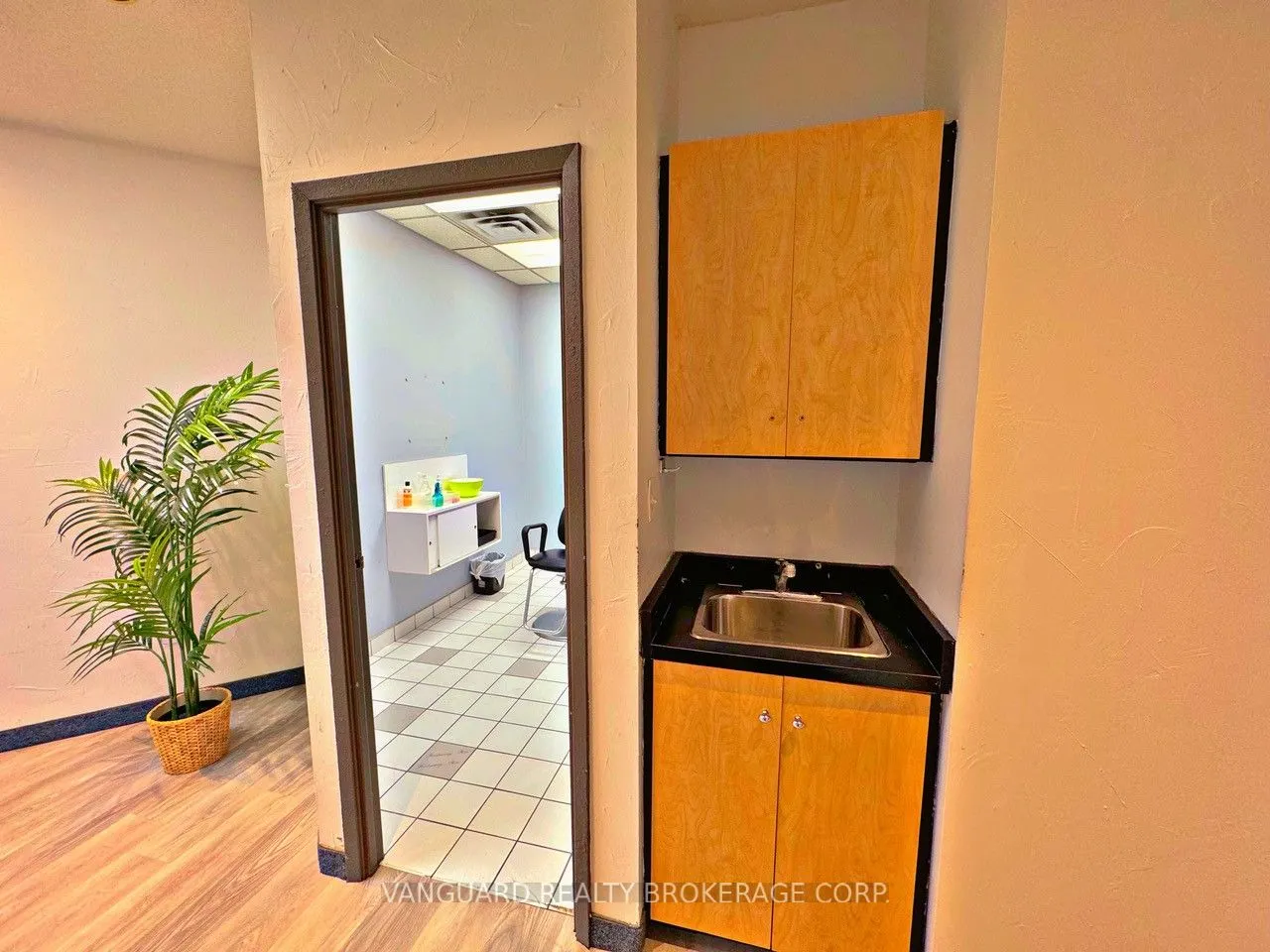 1106 Eglinton Avenue W, #2nd Floor