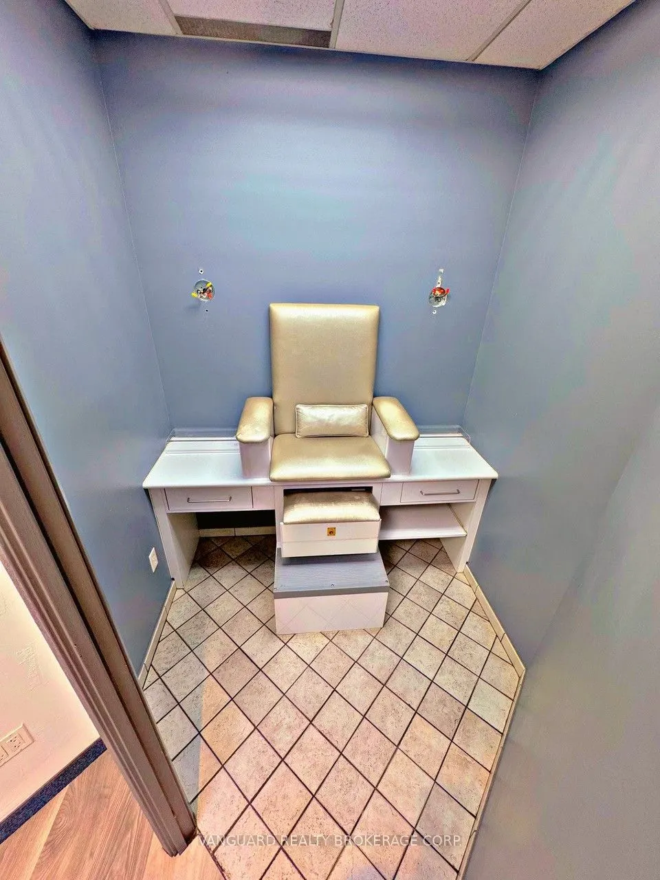 1106 Eglinton Avenue W, #2nd Floor