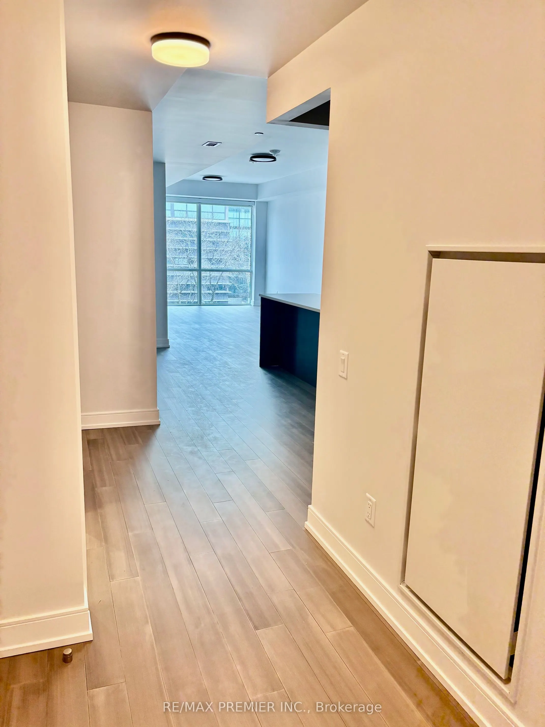 664 Spadina Avenue #505