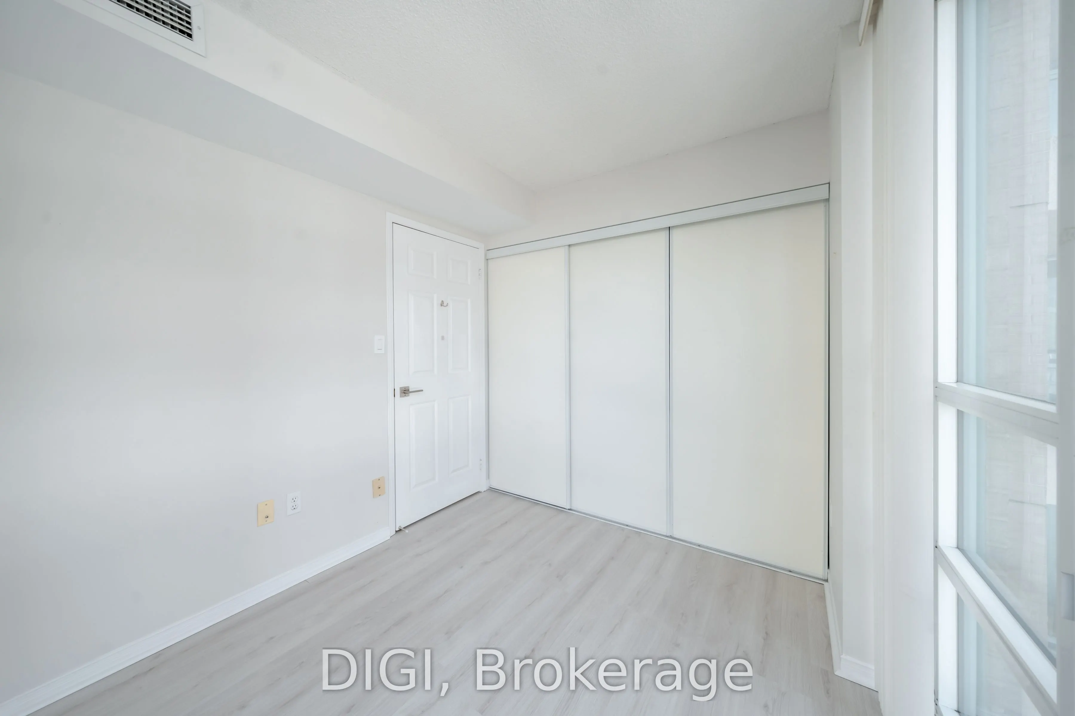 1 Pemberton Avenue #502