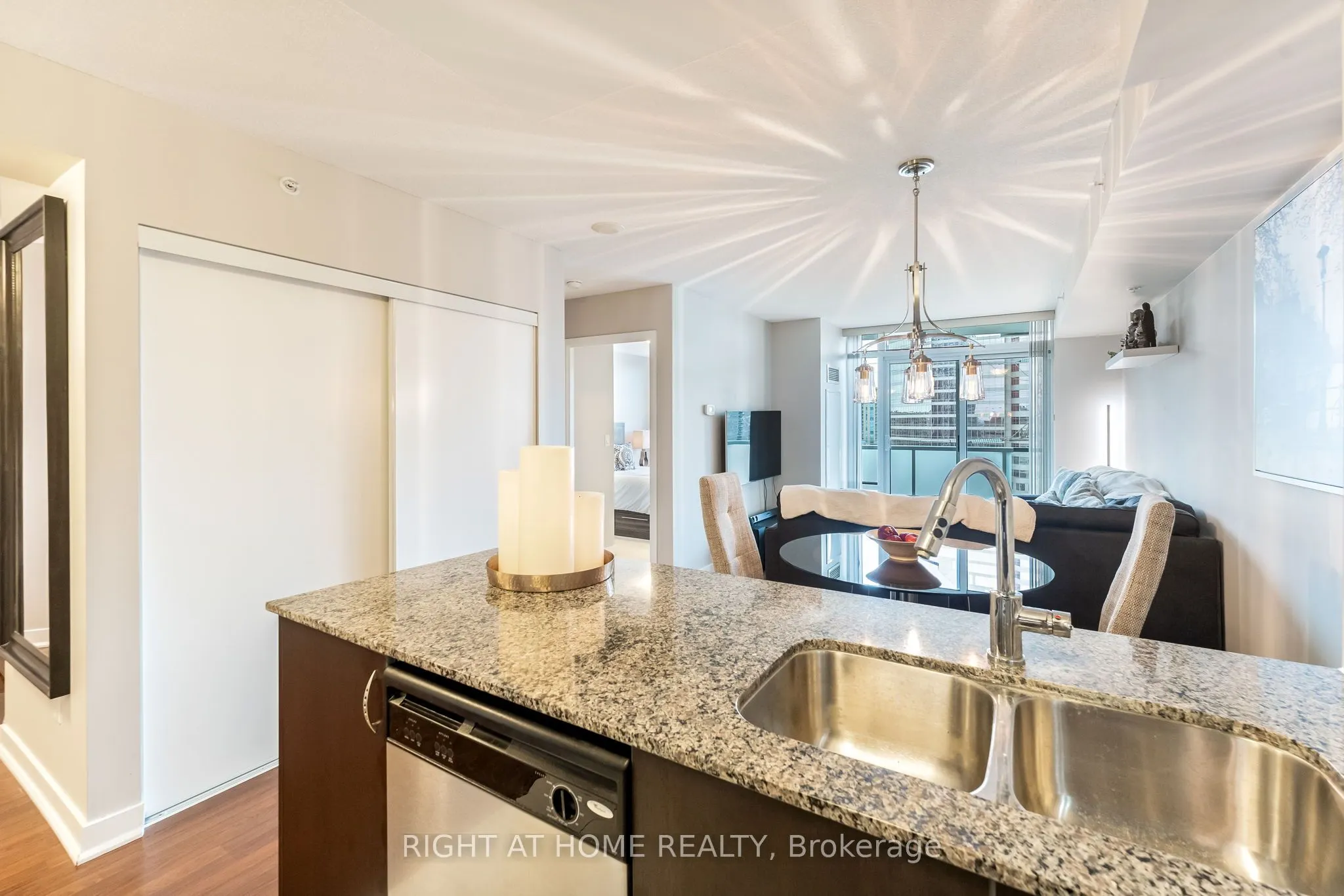 5740 Yonge Street, #1010