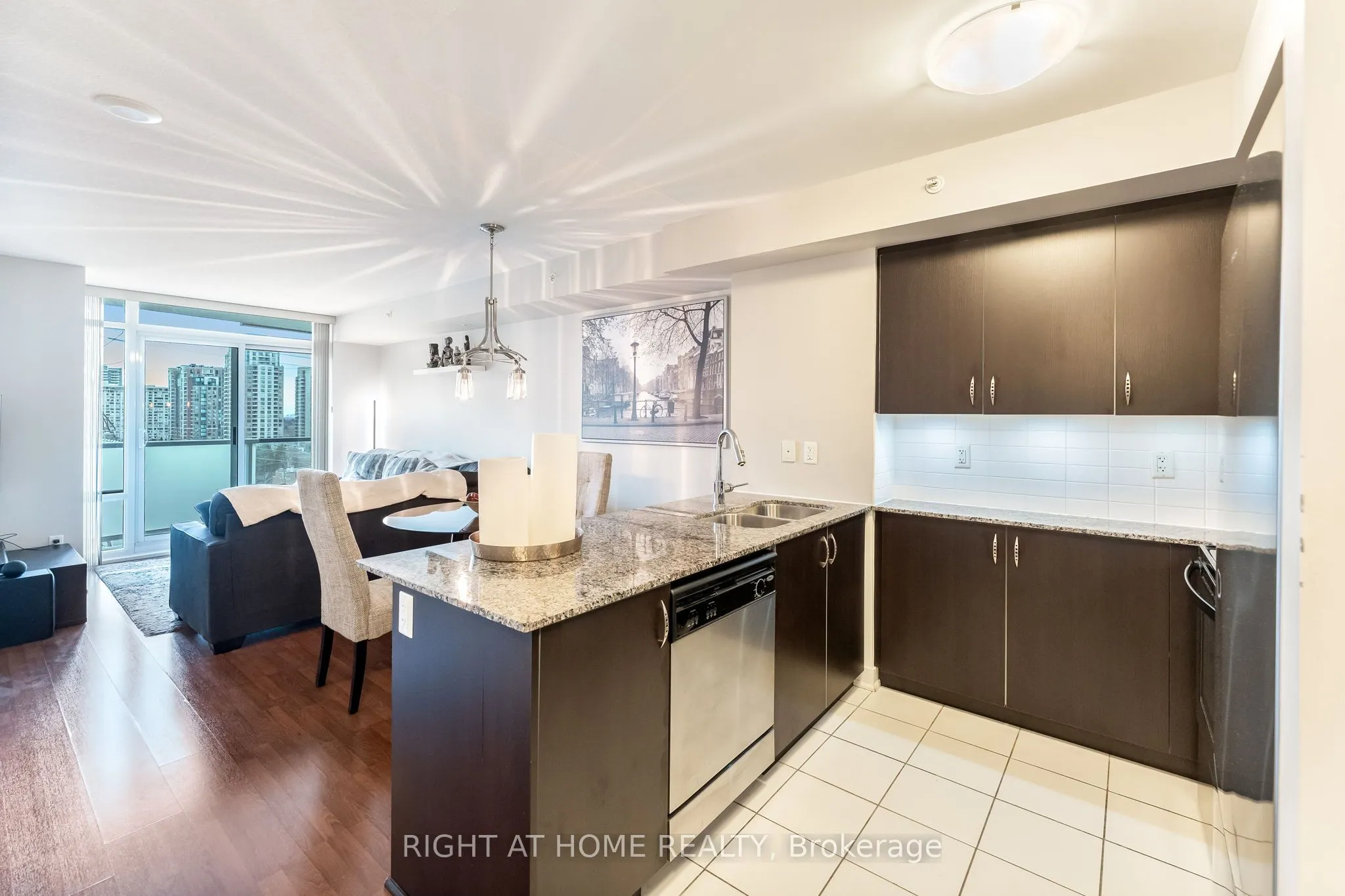5740 Yonge Street, #1010