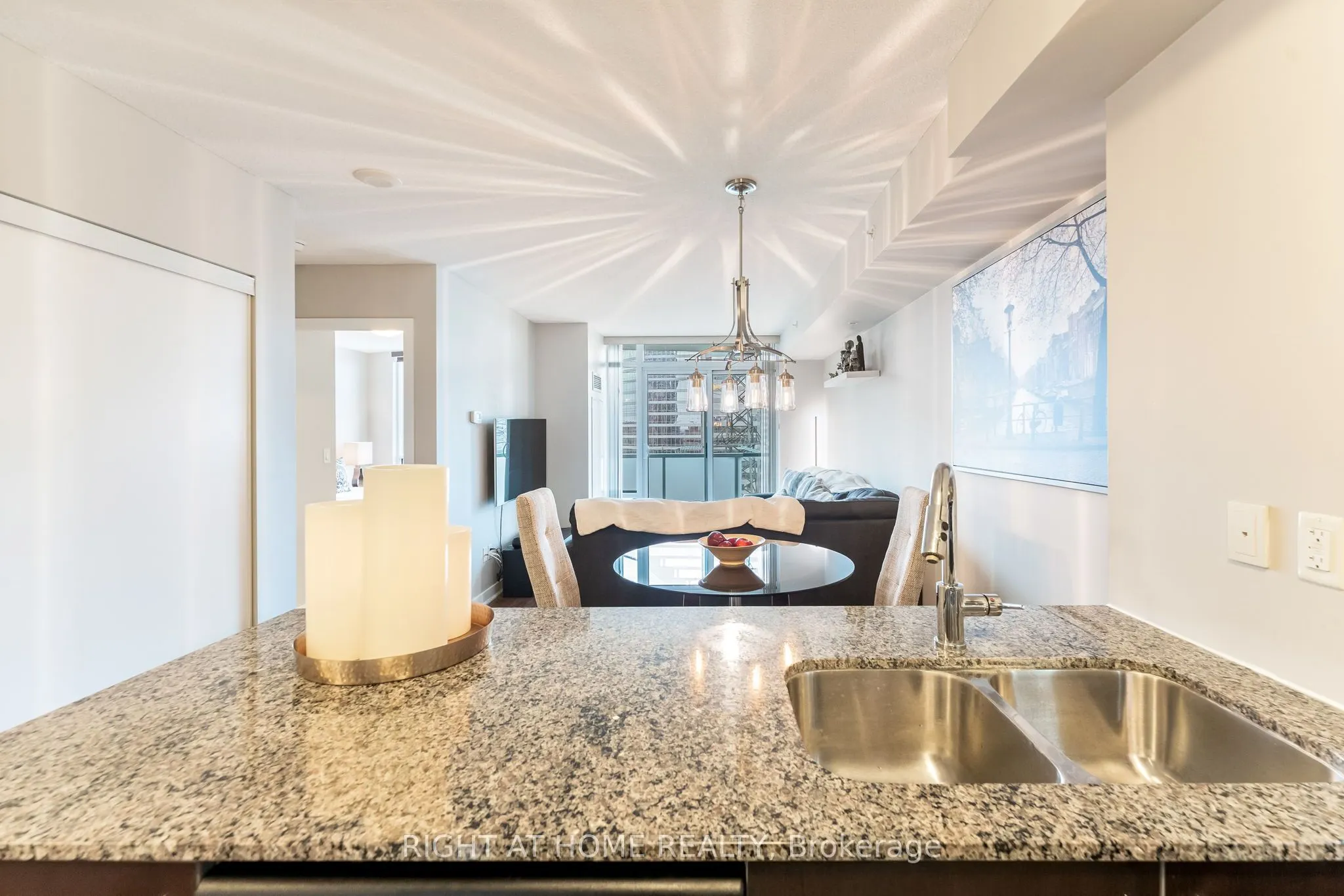5740 Yonge Street, #1010