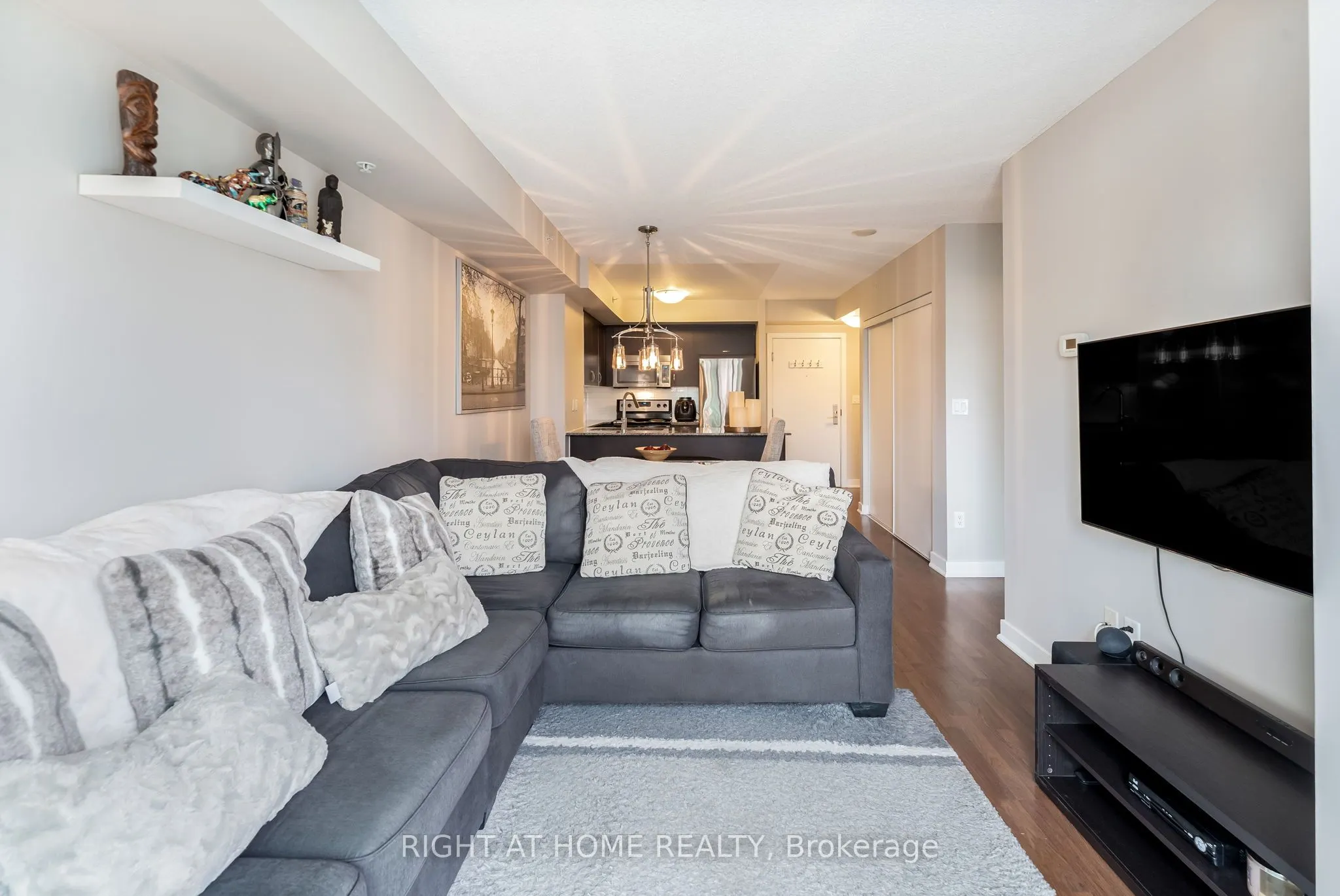 5740 Yonge Street, #1010