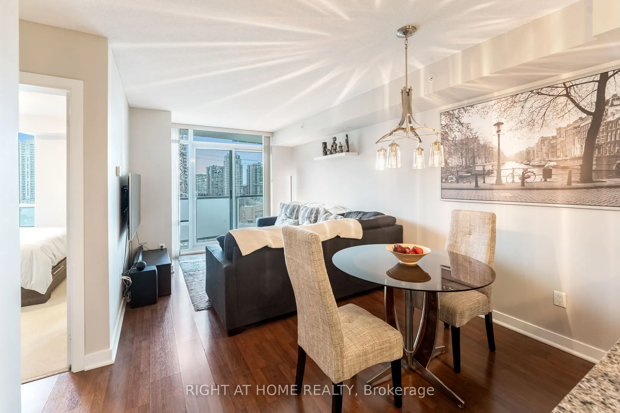5740 Yonge Street, #1010