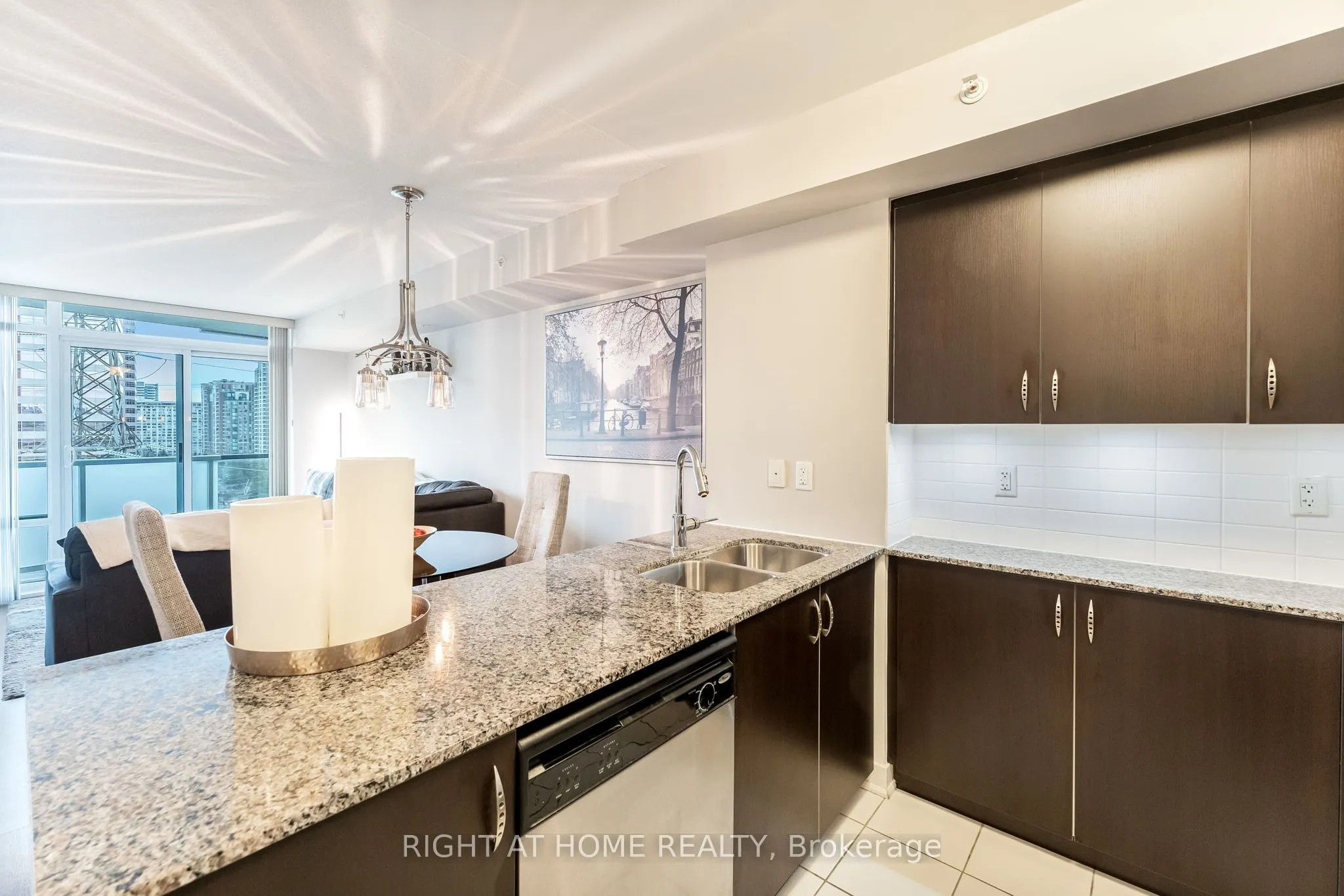 5740 Yonge Street, #1010