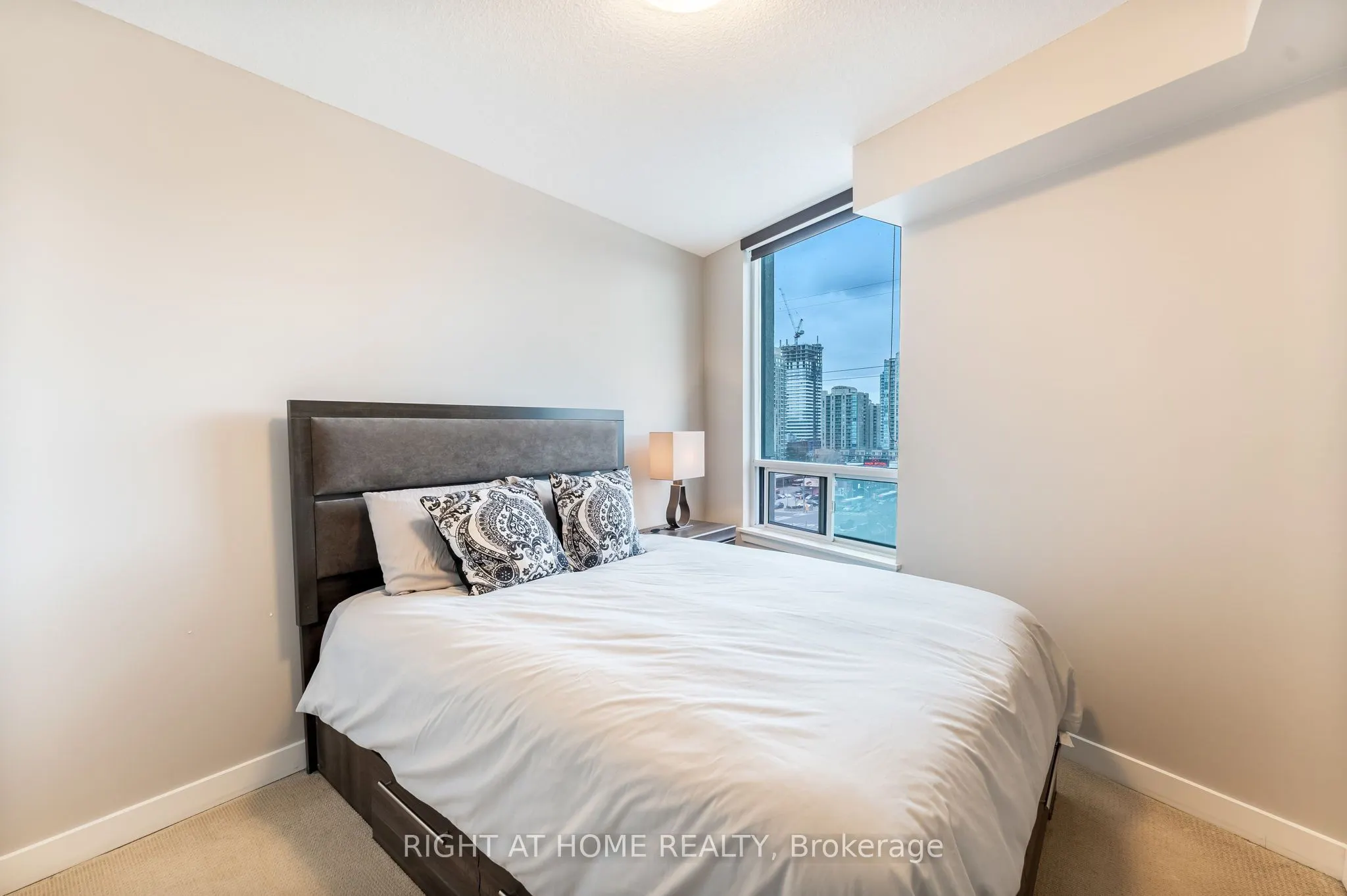 5740 Yonge Street, #1010