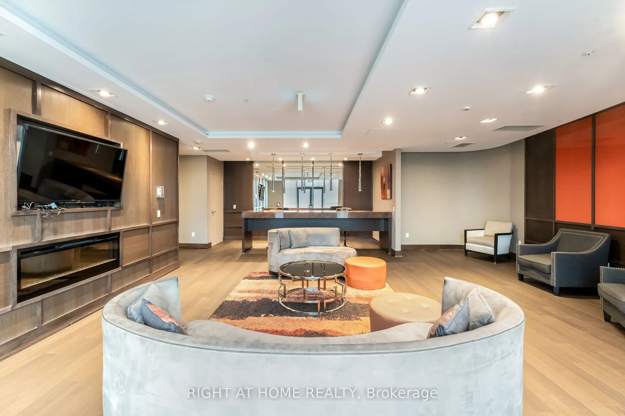 5740 Yonge Street, #1010
