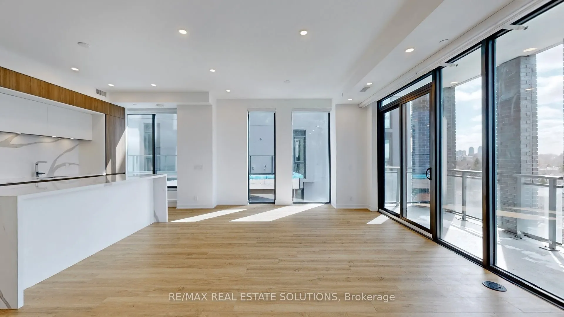 1 Hillsdale Avenue W #706